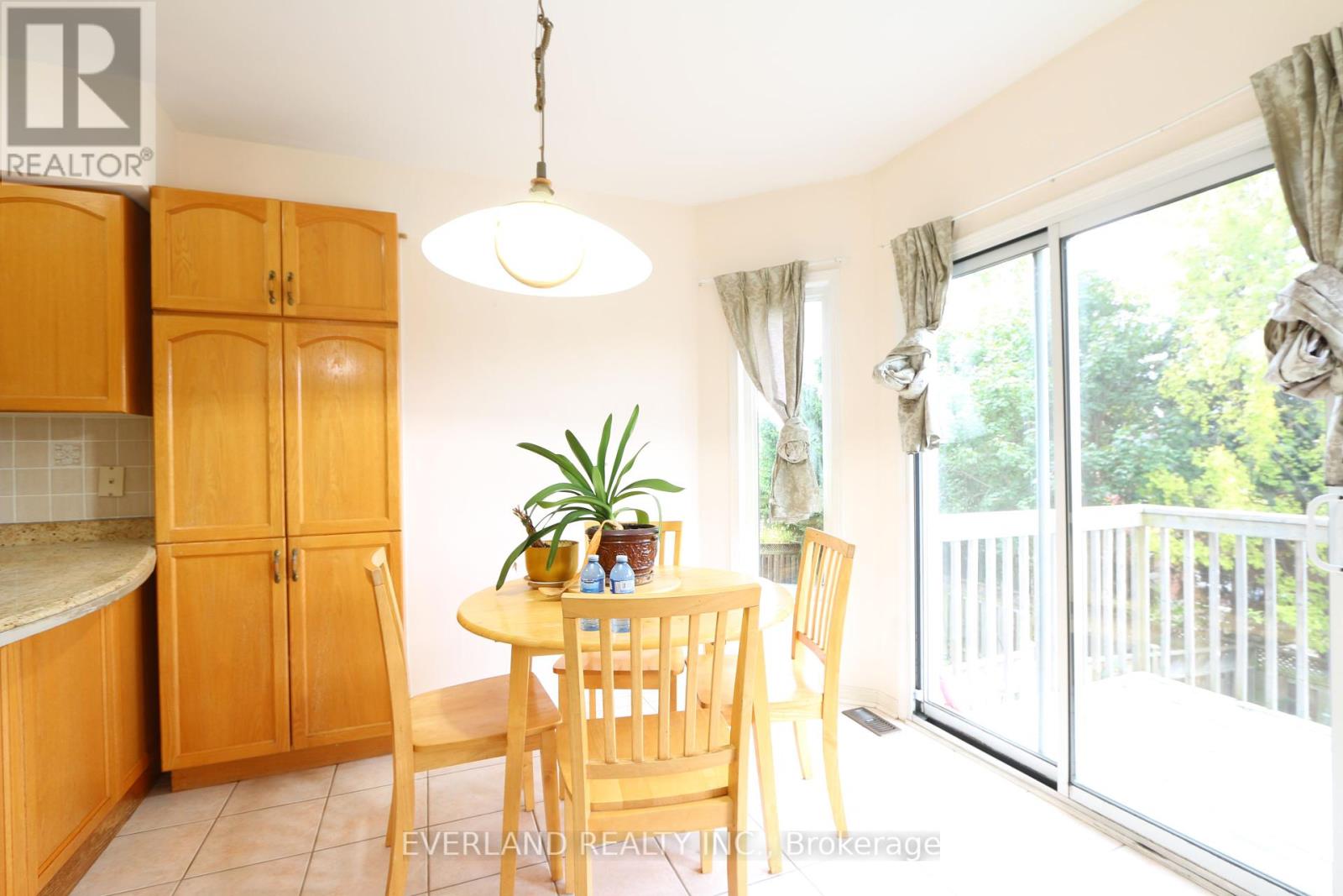 Upper - 49 Falling River Drive, Richmond Hill, Ontario  L4S 2R1 - Photo 22 - N12460148