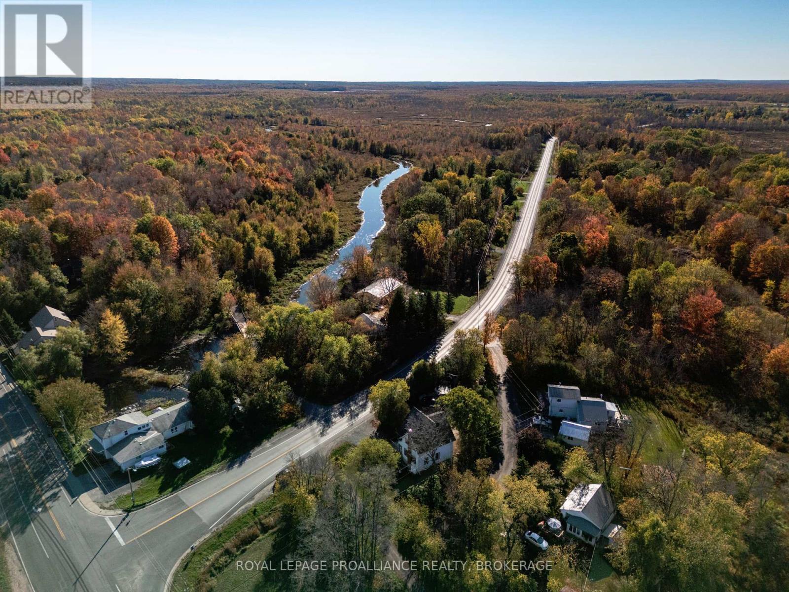 4376 Bellrock Road, Frontenac (Frontenac South), Ontario  K0H 2W0 - Photo 12 - X12460297