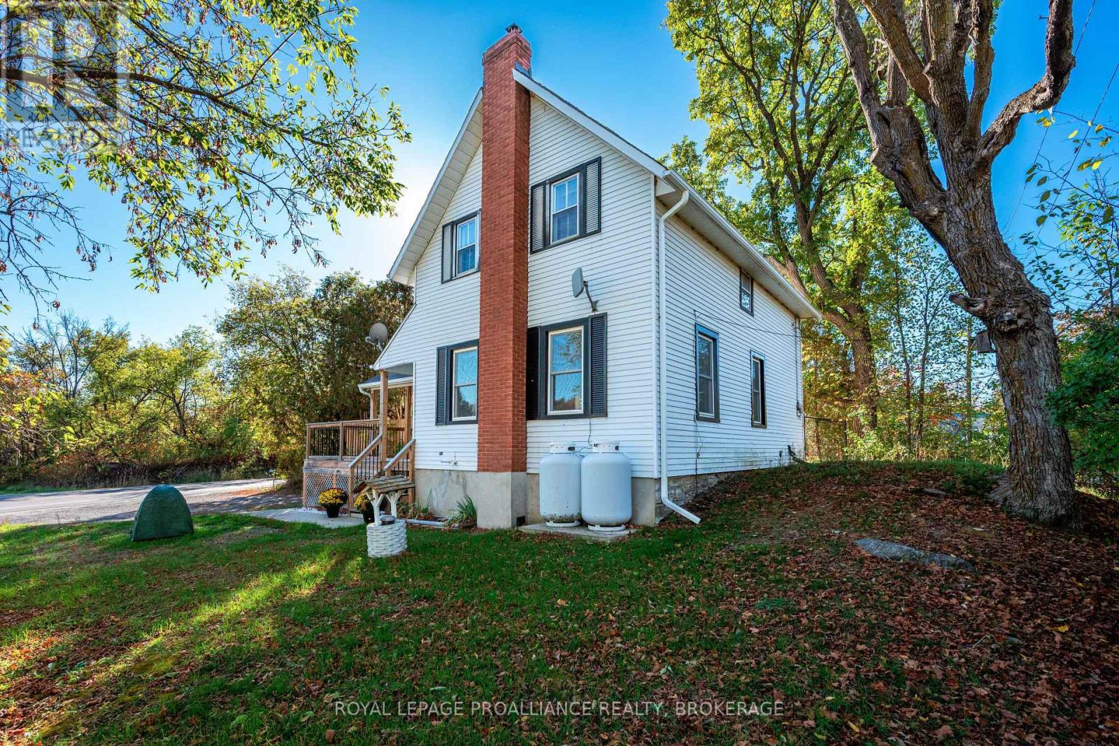 4376 Bellrock Road, Frontenac (Frontenac South), Ontario  K0H 2W0 - Photo 2 - X12460297