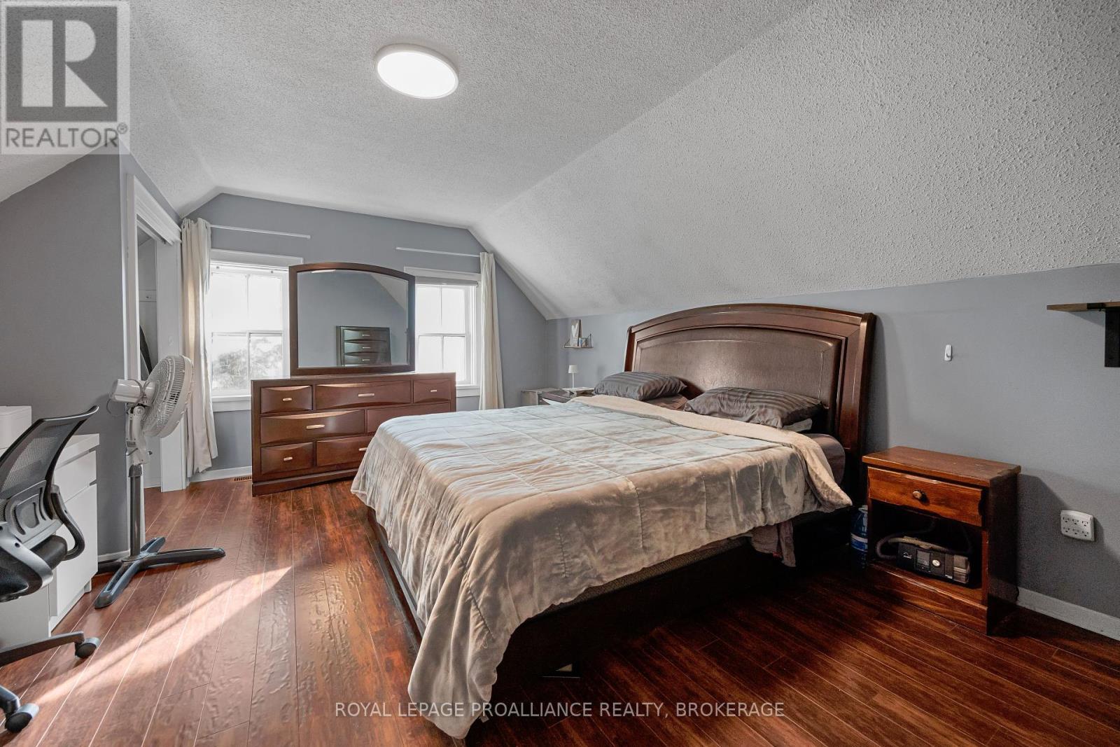 4376 Bellrock Road, Frontenac (Frontenac South), Ontario  K0H 2W0 - Photo 39 - X12460297