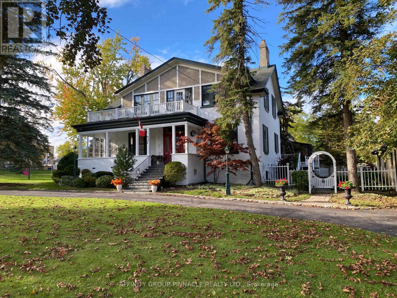 22 Francis Street, Kawartha Lakes, Ontario  K9V 3R6 - Photo 1 - X12460238