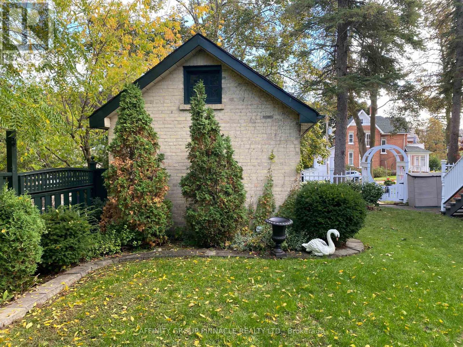 22 Francis Street, Kawartha Lakes, Ontario  K9V 3R6 - Photo 45 - X12460238