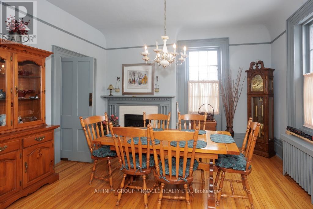 22 Francis Street, Kawartha Lakes, Ontario  K9V 3R6 - Photo 9 - X12460238