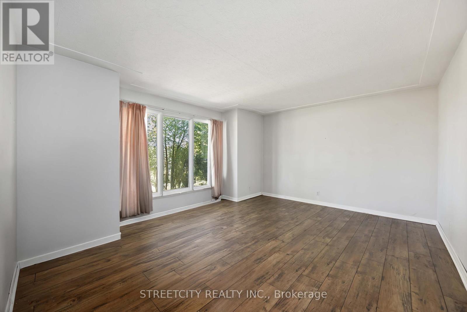 4767 St. Clair Parkway, St. Clair, Ontario  N0P 2B0 - Photo 19 - X12460306