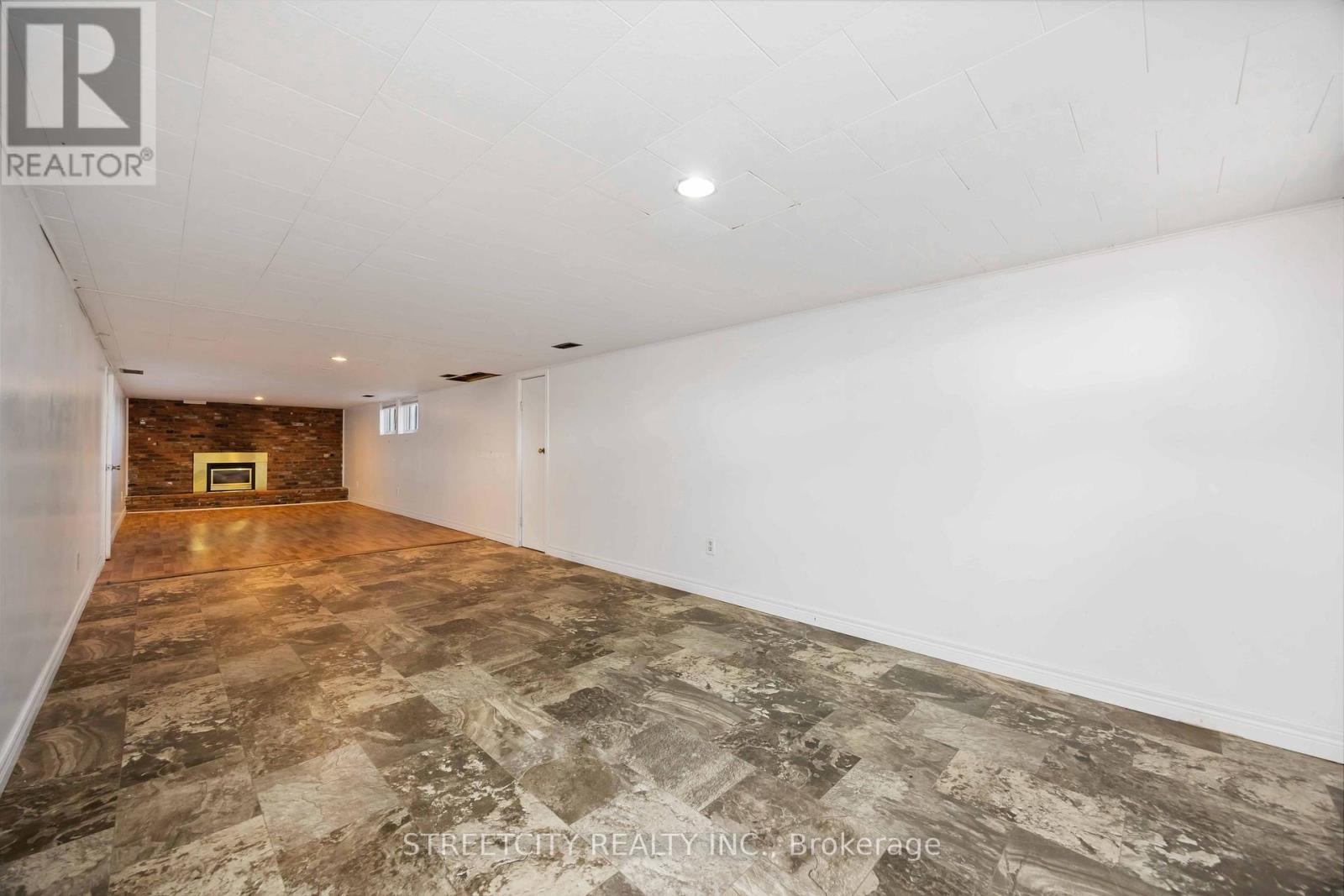 4767 St. Clair Parkway, St. Clair, Ontario  N0P 2B0 - Photo 28 - X12460306