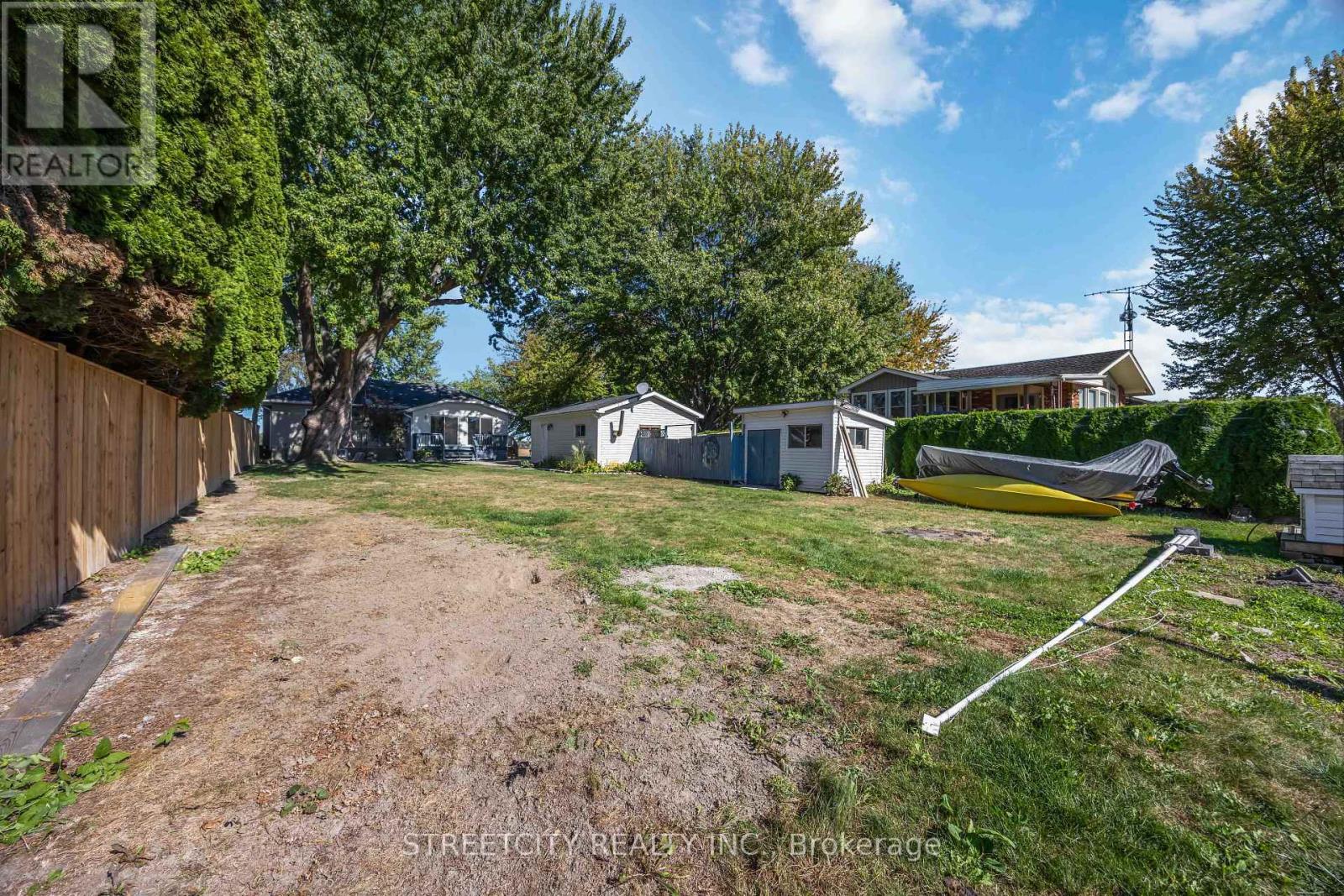 4767 St. Clair Parkway, St. Clair, Ontario  N0P 2B0 - Photo 42 - X12460306