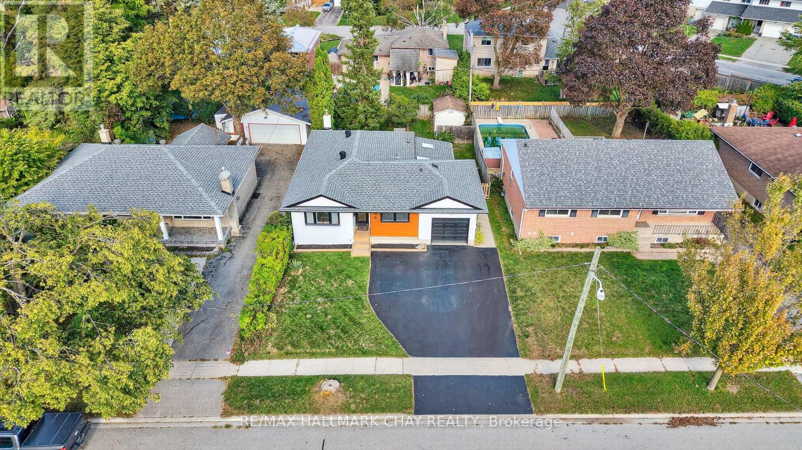 64 Marion Crescent, Barrie, Ontario  L4M 2L3 - Photo 23 - S12460047