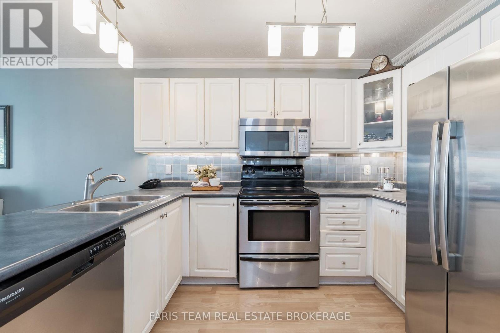 9 Julia Crescent, Orillia, Ontario  L3V 7Y9 - Photo 7 - S12460053