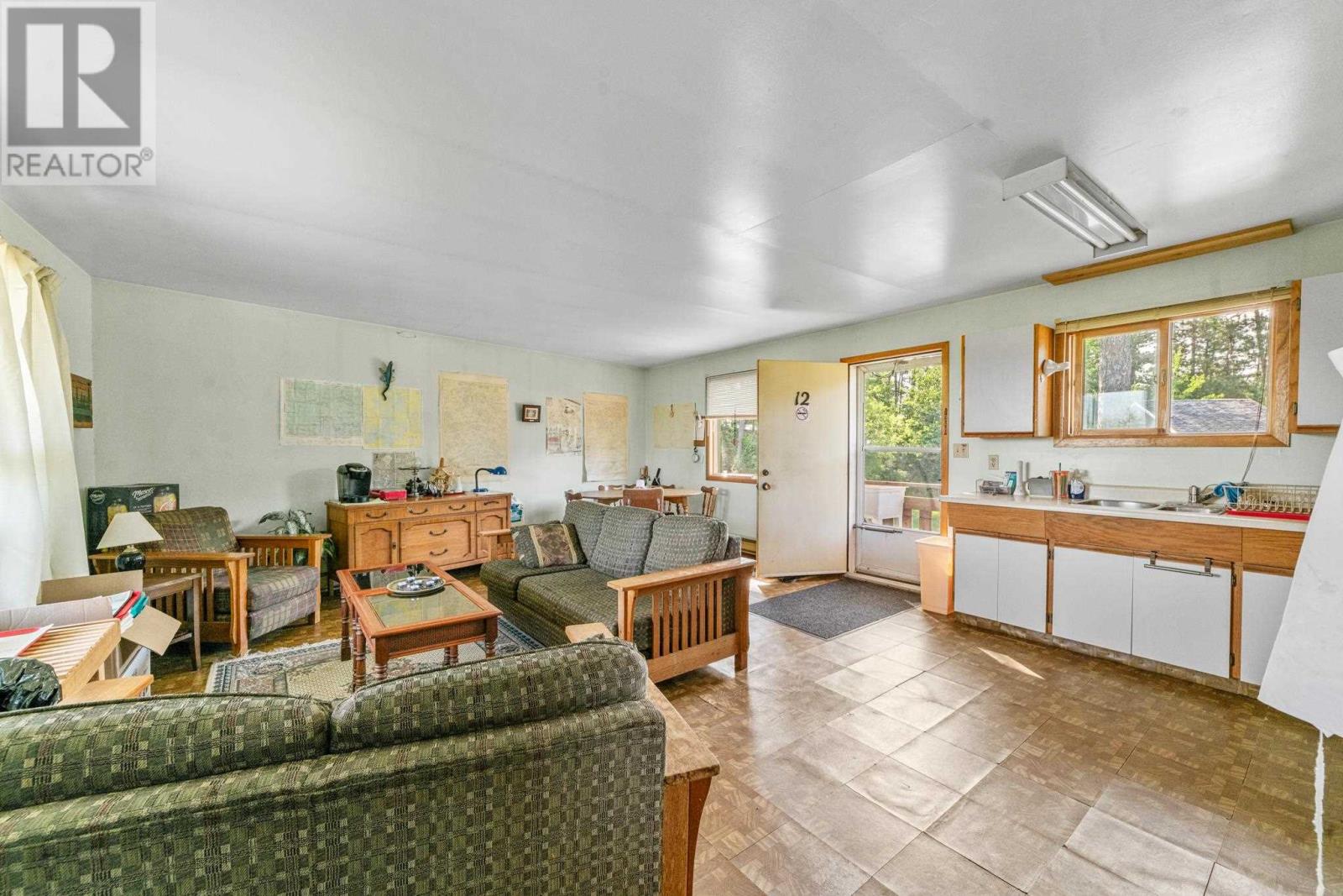 4582 Highway 17 East, Kenora, Ontario  P0X 1H0 - Photo 12 - TB252057