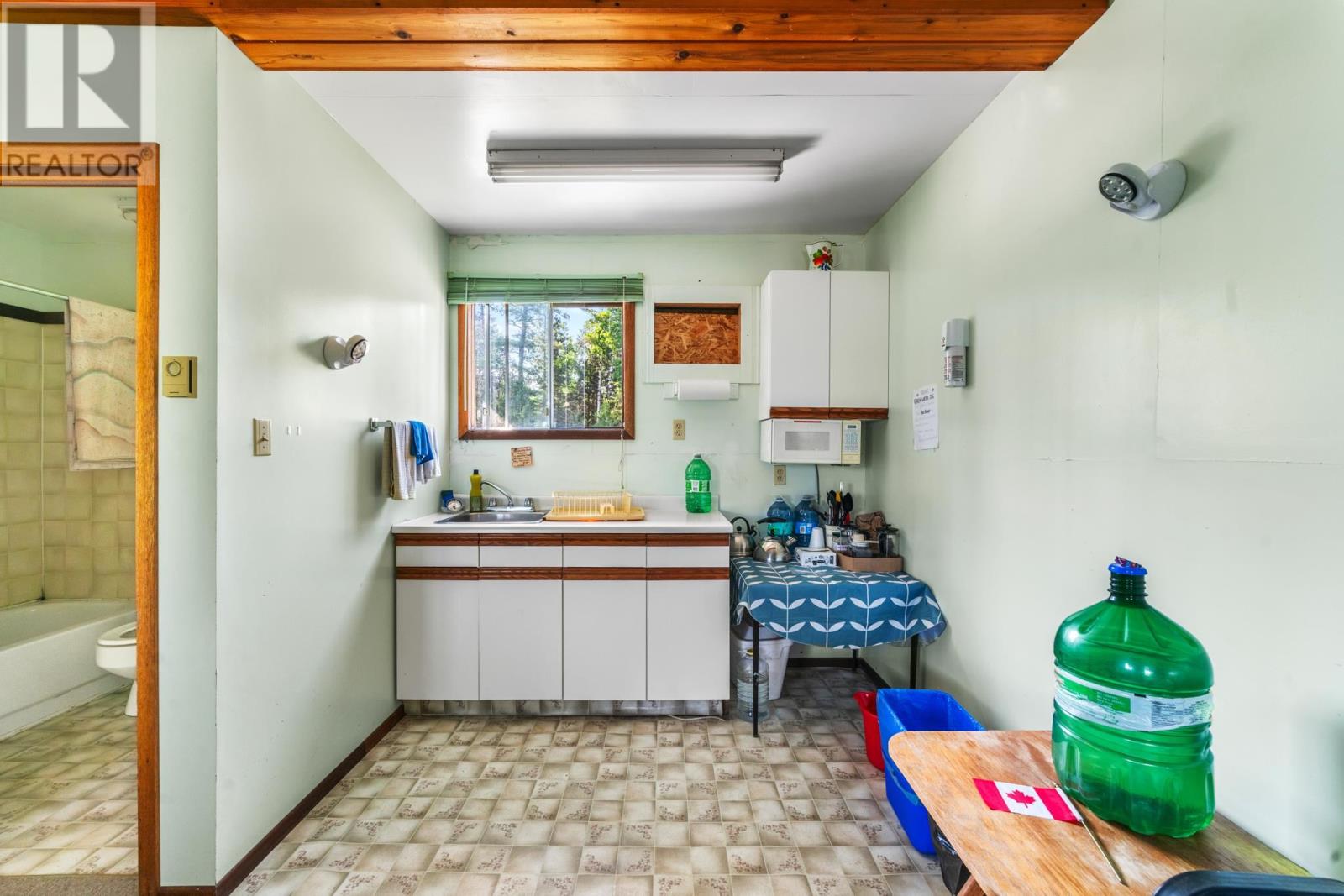 4582 Highway 17 East, Kenora, Ontario  P0X 1H0 - Photo 20 - TB252057