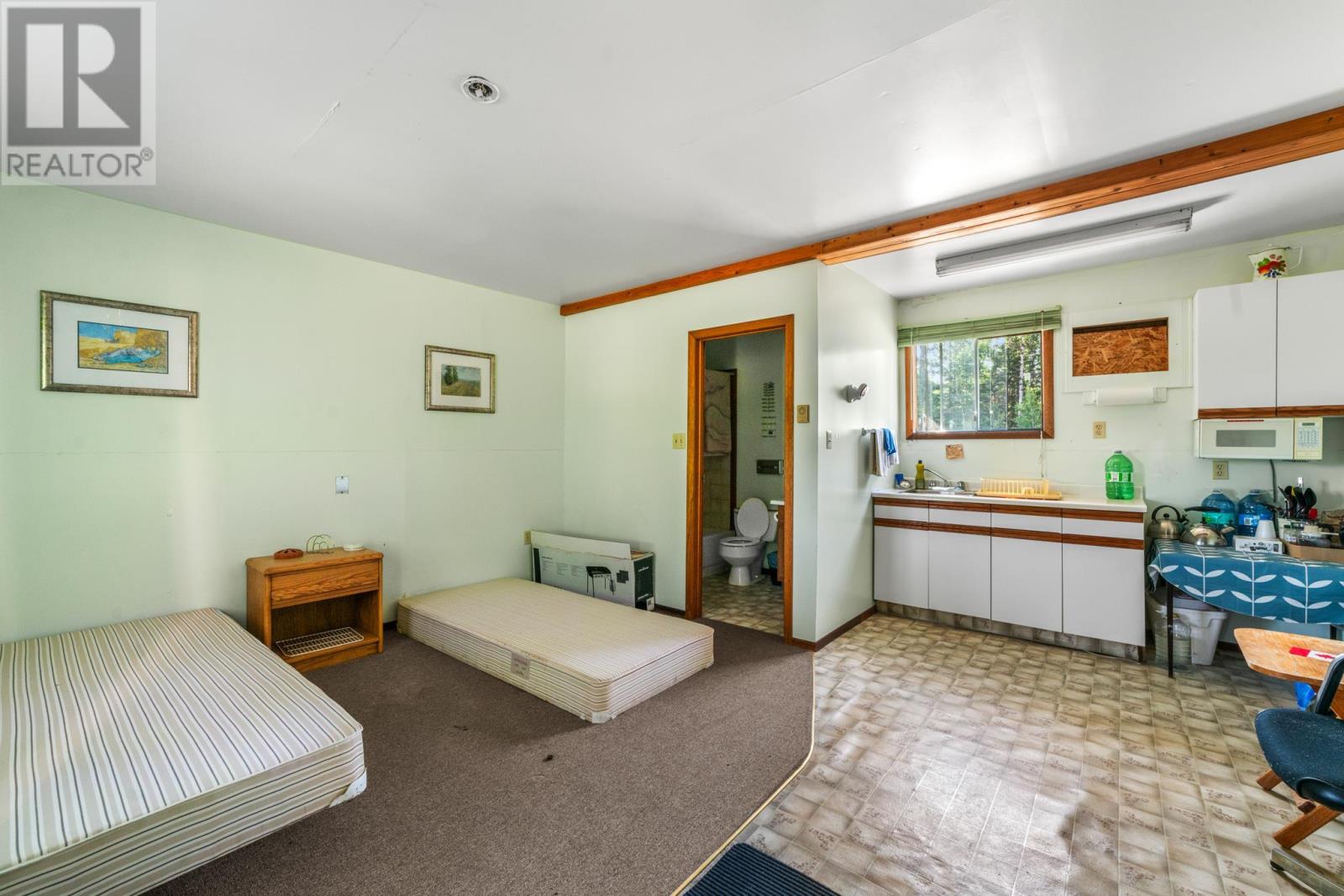 4582 Highway 17 East, Kenora, Ontario  P0X 1H0 - Photo 19 - TB252057