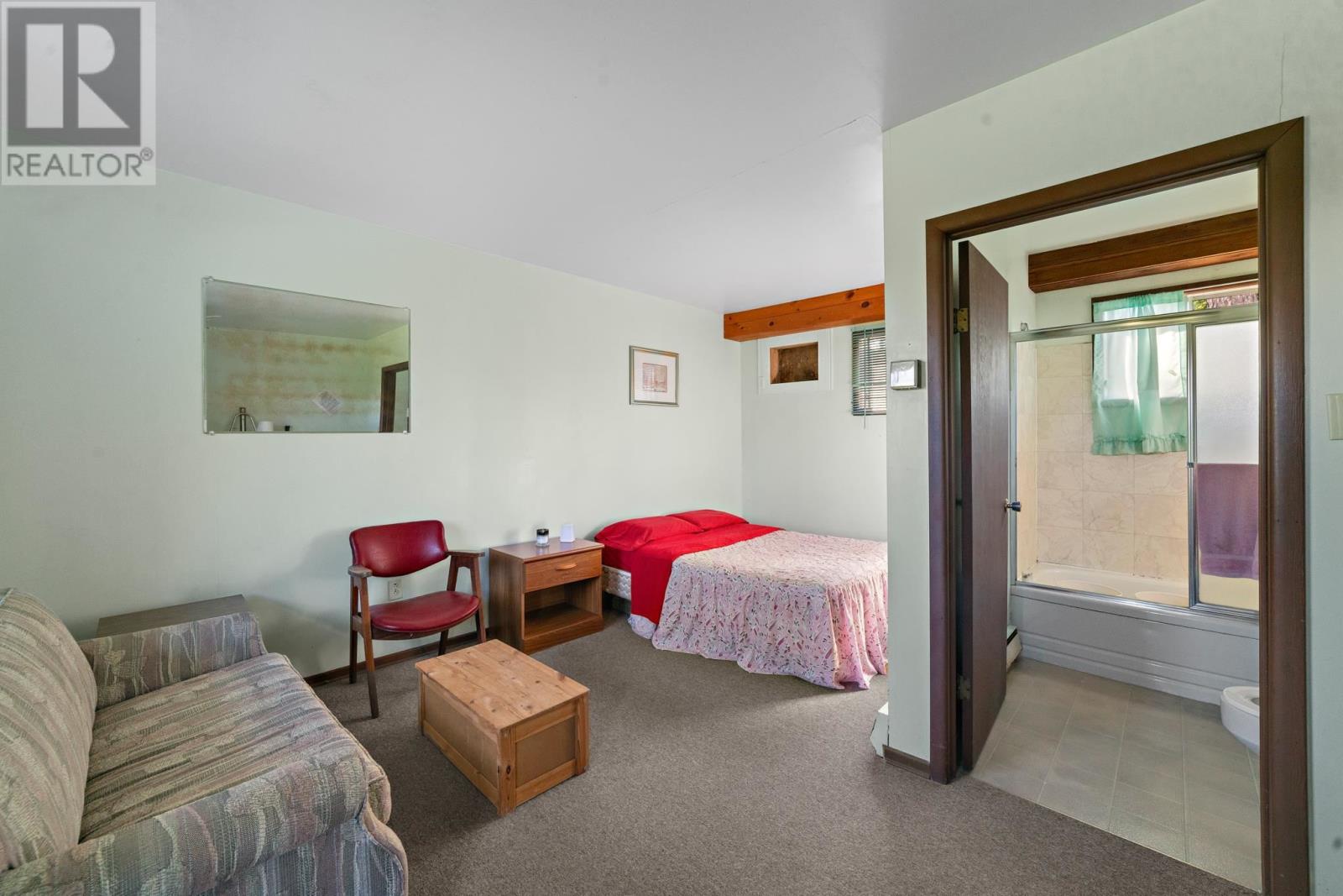 4582 Highway 17 East, Kenora, Ontario  P0X 1H0 - Photo 32 - TB252057
