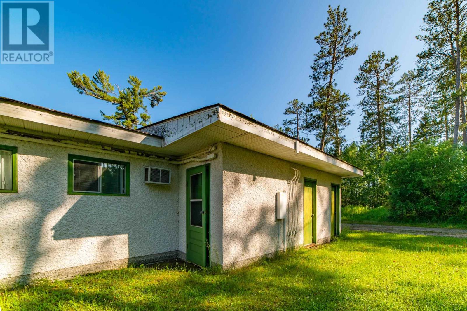 4582 Highway 17 East, Kenora, Ontario  P0X 1H0 - Photo 5 - TB252057