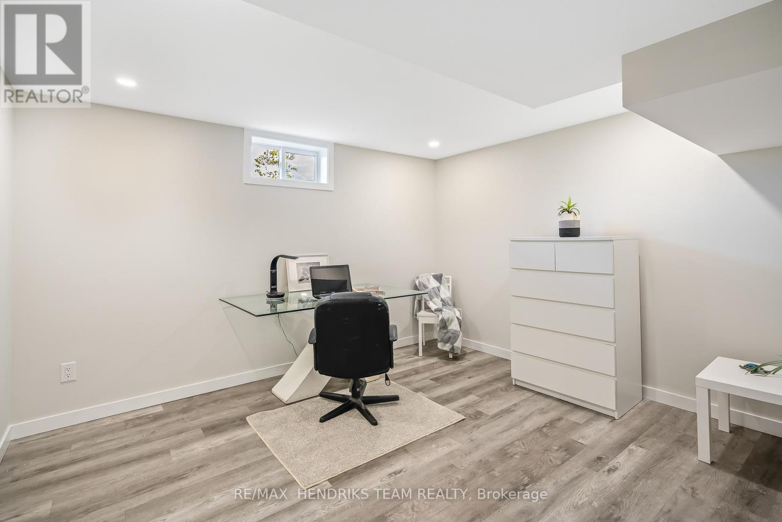 30 Bessborough Drive, St. Catharines, Ontario  L2M 3G4 - Photo 27 - X12460237