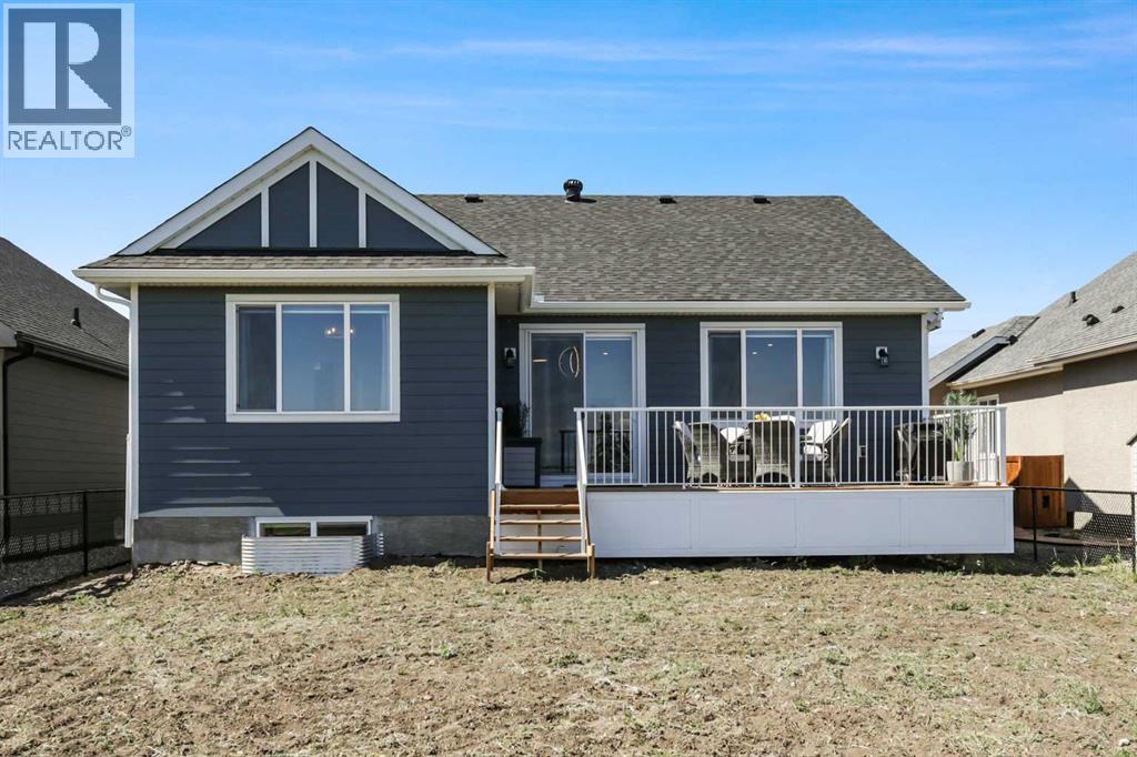 600 Muirfield Crescent, Lyalta, Alberta  T0J 1Y1 - Photo 39 - A2263159