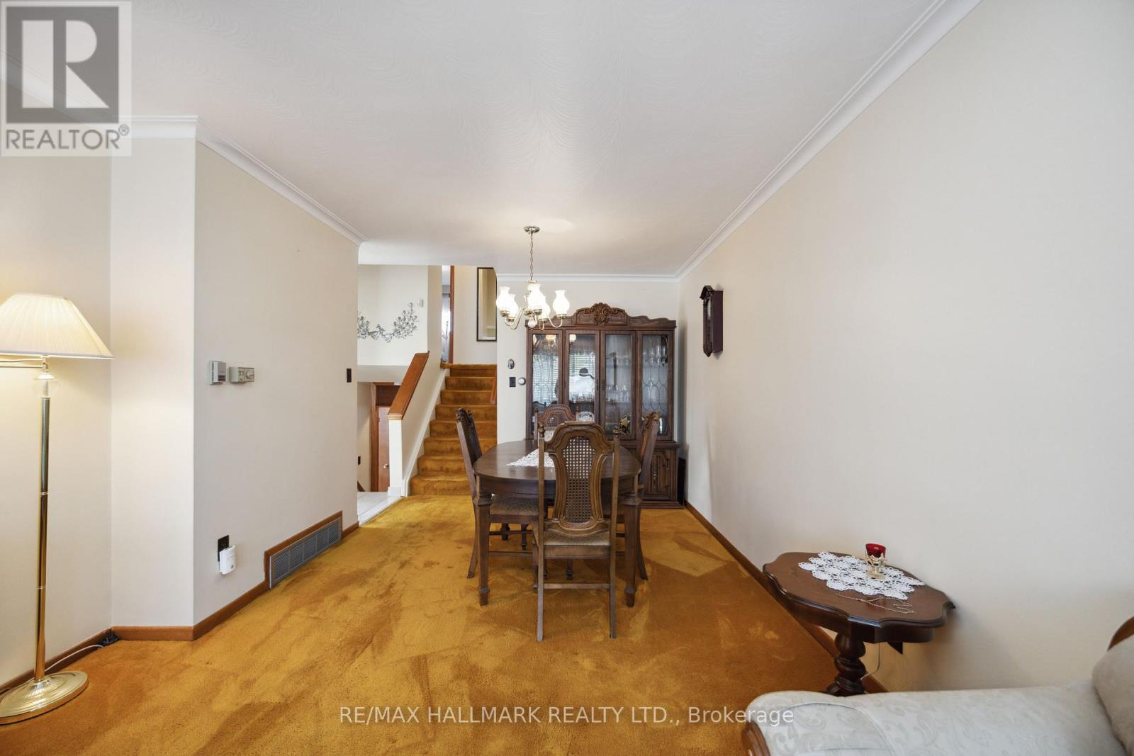 23 Lockington Court, Toronto, Ontario  M9M 2C4 - Photo 10 - W12460020