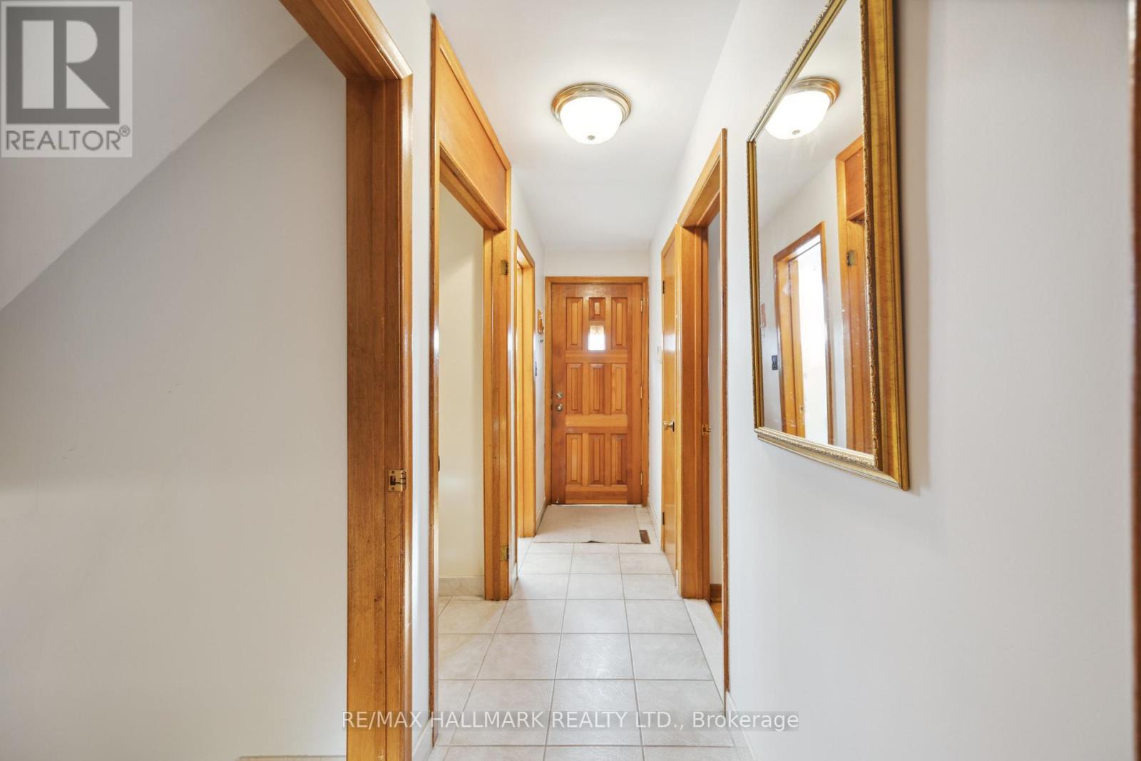 23 Lockington Court, Toronto, Ontario  M9M 2C4 - Photo 19 - W12460020