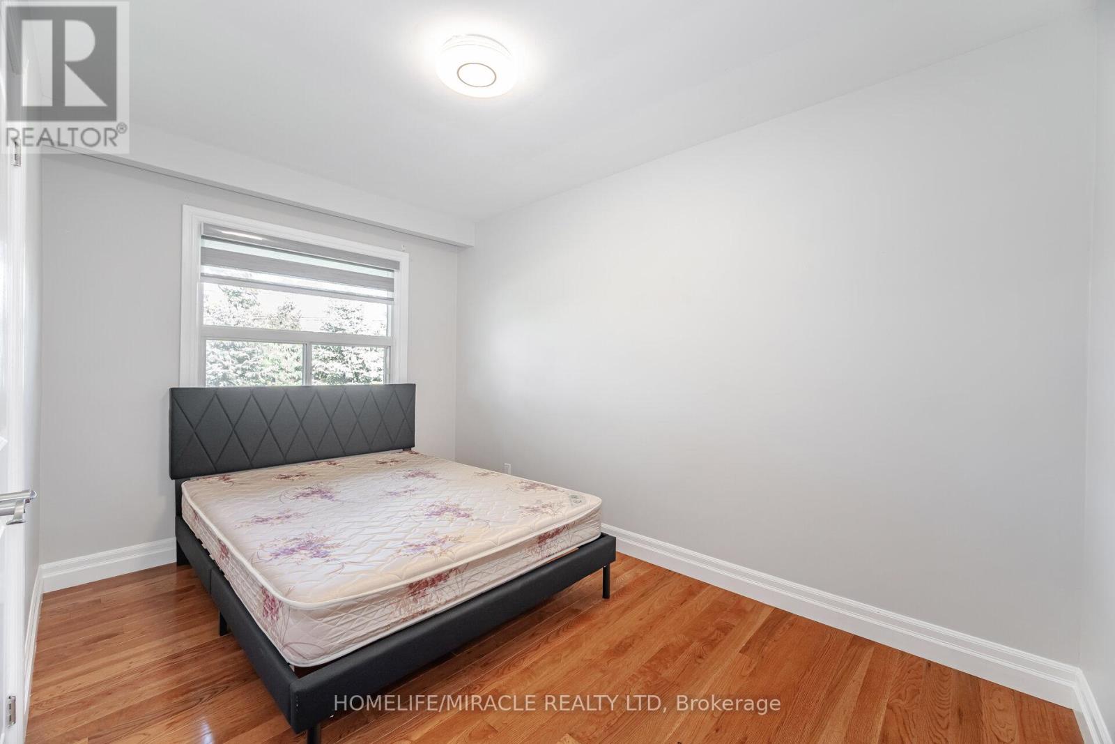 308 Third Line, Oakville (Wo West), Ontario  L6L 4A4 - Photo 24 - W12460025