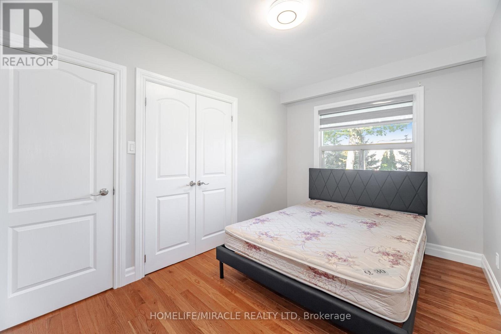 308 Third Line, Oakville (Wo West), Ontario  L6L 4A4 - Photo 25 - W12460025