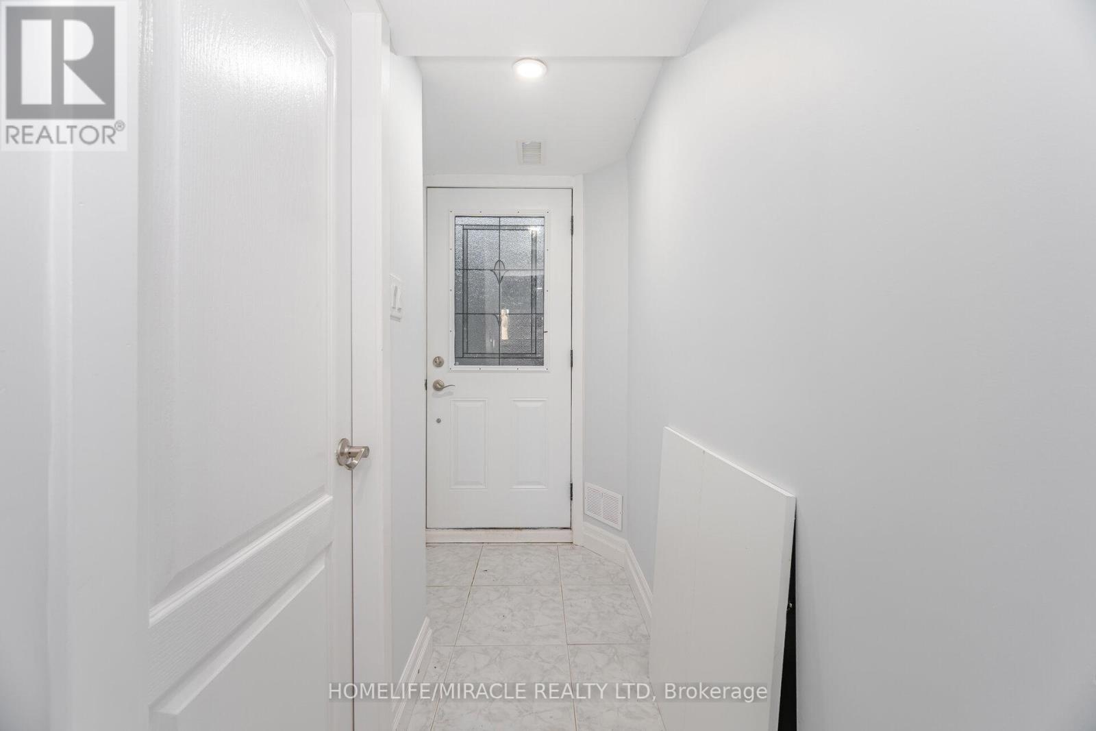 308 Third Line, Oakville (Wo West), Ontario  L6L 4A4 - Photo 44 - W12460025