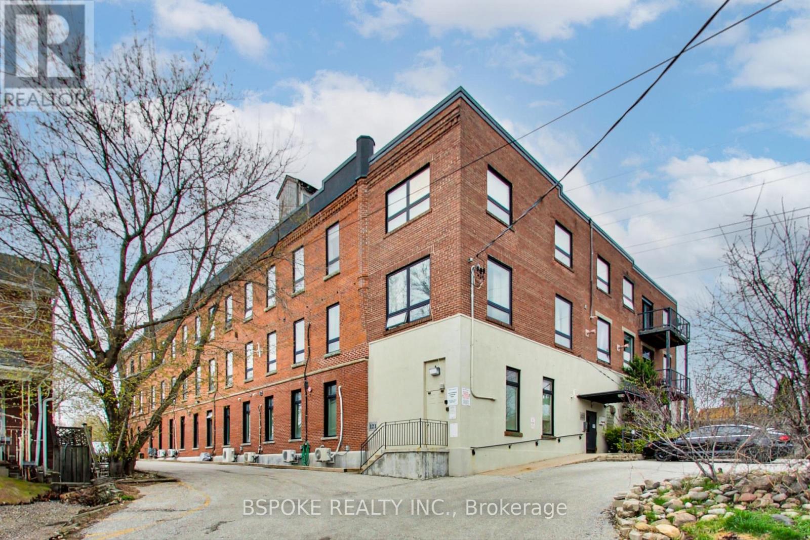 18 - 121 Prescott Avenue, Toronto (Weston-Pellam Park), Ontario  M6N 3G8 - Photo 2 - W12460034