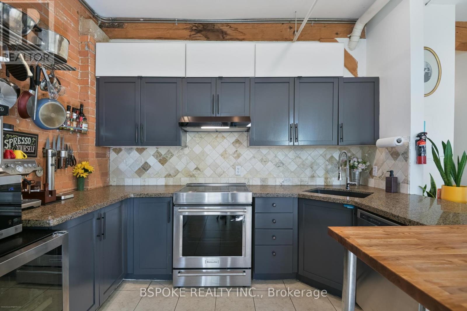 18 - 121 Prescott Avenue, Toronto (Weston-Pellam Park), Ontario  M6N 3G8 - Photo 5 - W12460034