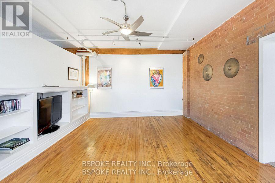 18 - 121 Prescott Avenue, Toronto (Weston-Pellam Park), Ontario  M6N 3G8 - Photo 8 - W12460034