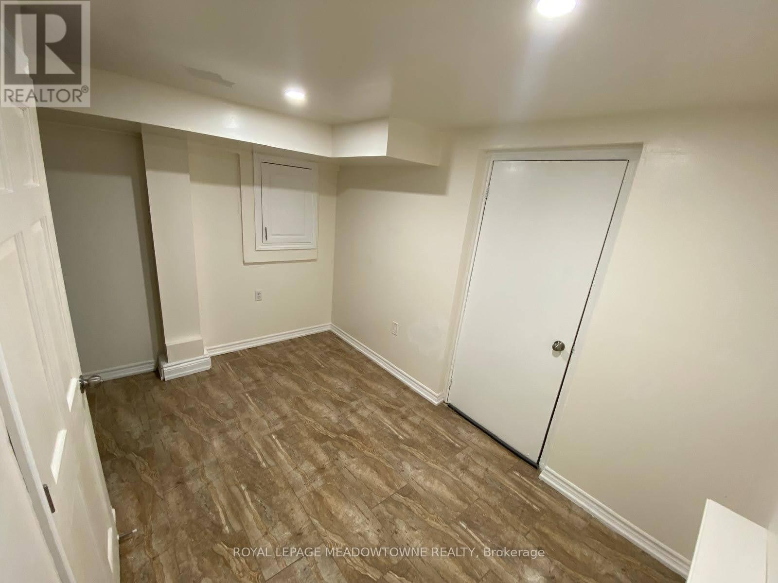 82 Severin Street, Brampton, Ontario  L6R 0P3 - Photo 9 - W12460060