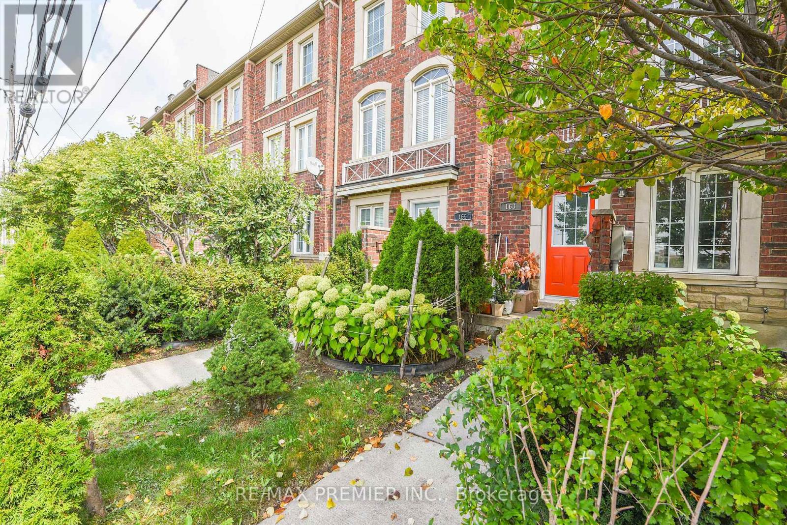 163 Torbarrie Road, Toronto, Ontario  M3L 1G8 - Photo 2 - W12460076