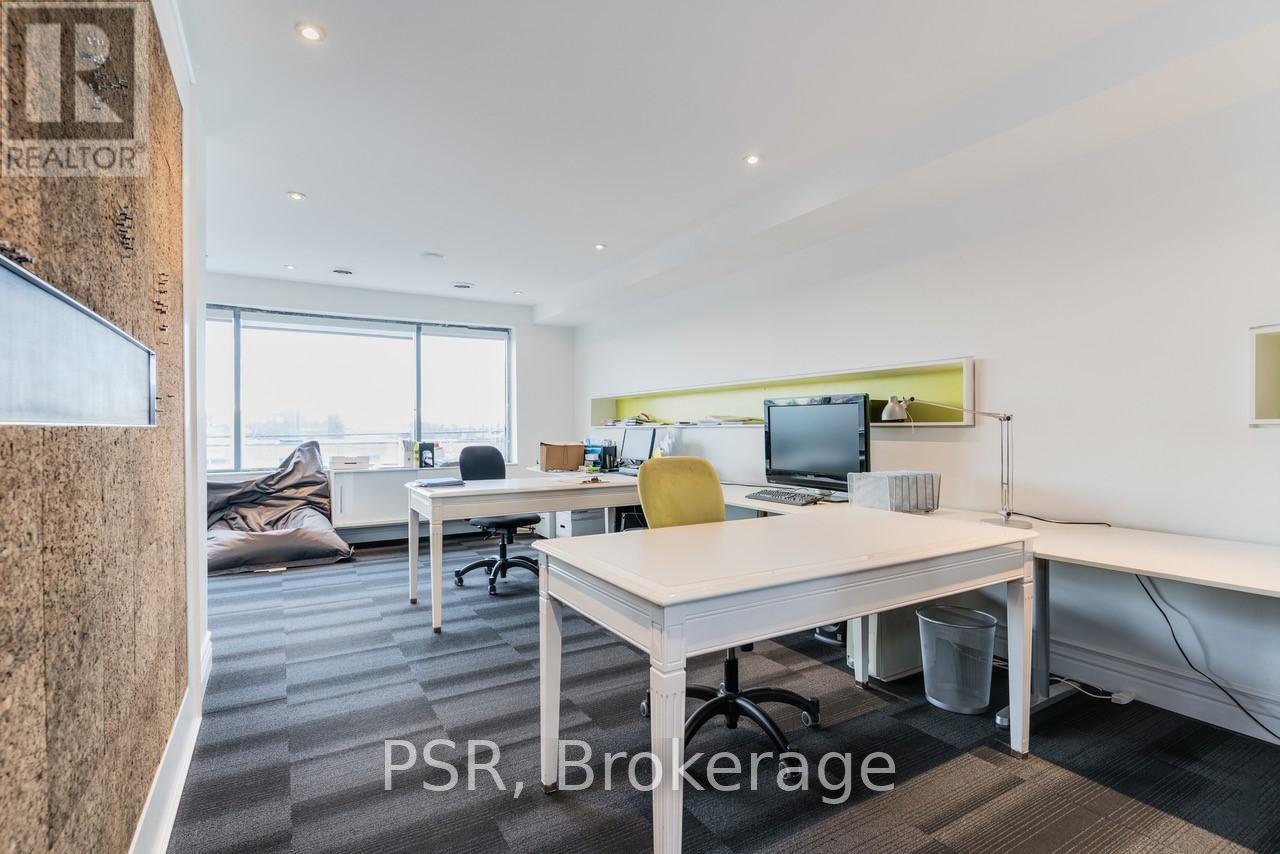 15 - 300 New Toronto Street, Toronto, Ontario  M8V 2E8 - Photo 11 - W12460081