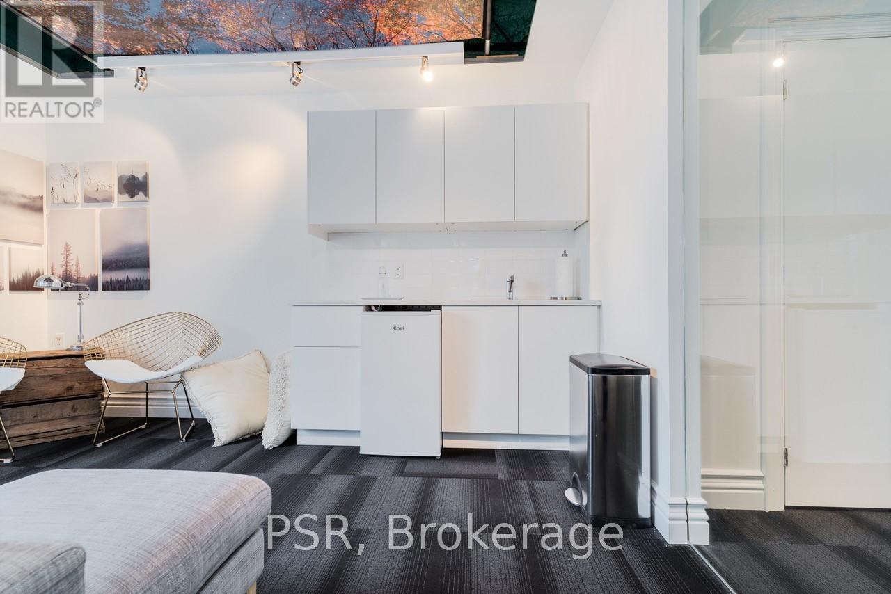15 - 300 New Toronto Street, Toronto, Ontario  M8V 2E8 - Photo 20 - W12460081