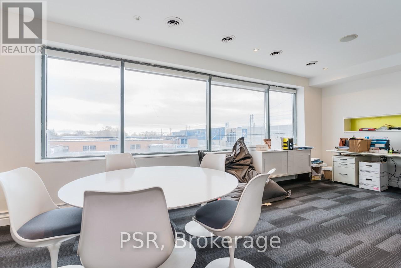 15 - 300 New Toronto Street, Toronto, Ontario  M8V 2E8 - Photo 8 - W12460081