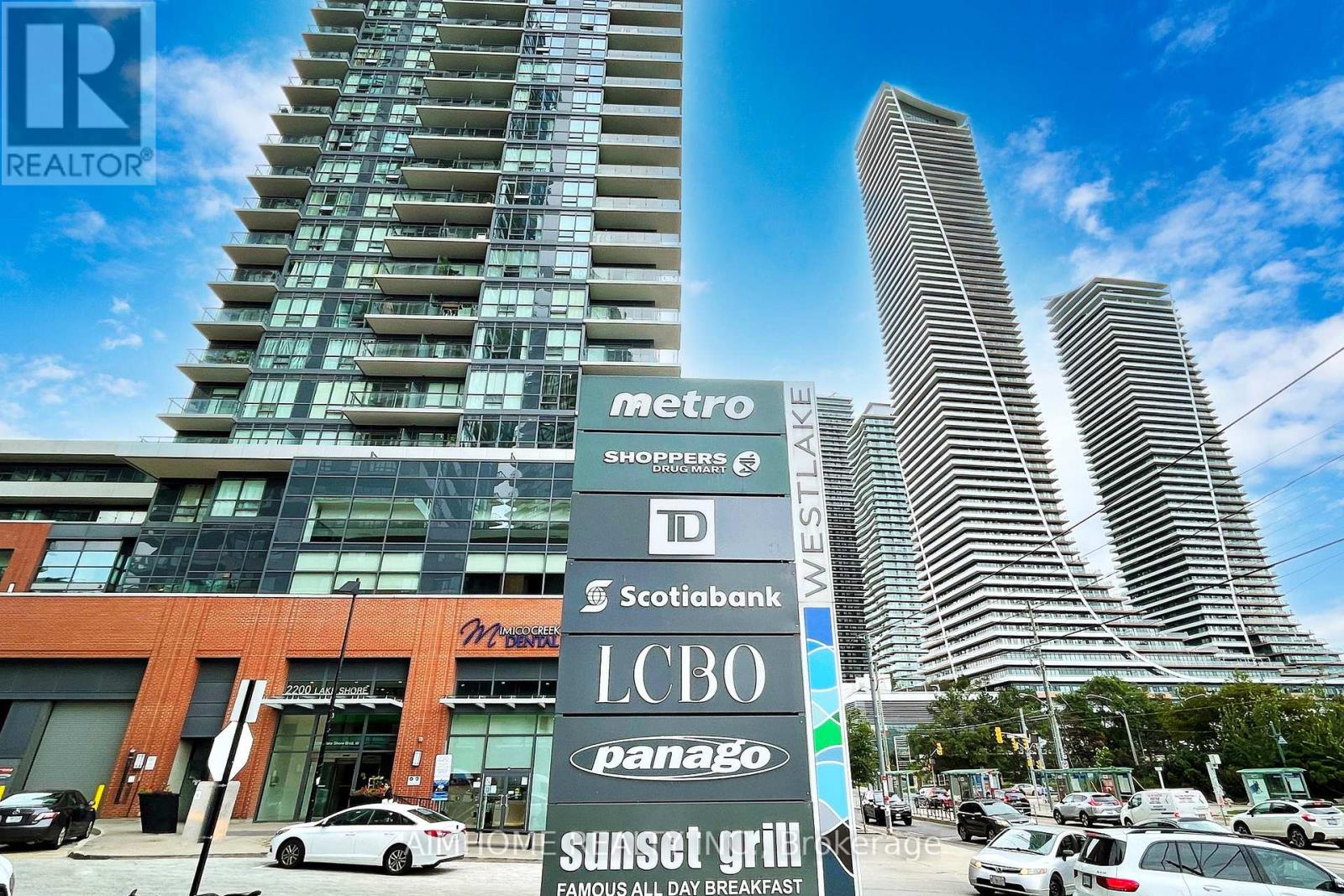 1901 - 2200 Lake Shore Boulevard W, Toronto (Mimico), Ontario  M8V 1A4 - Photo 2 - W12460095