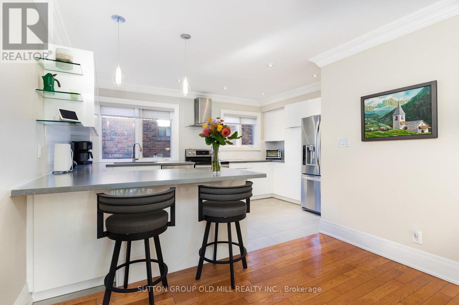 4 Hunter Avenue, Toronto, Ontario  M6E 2C8 - Photo 10 - W12460102