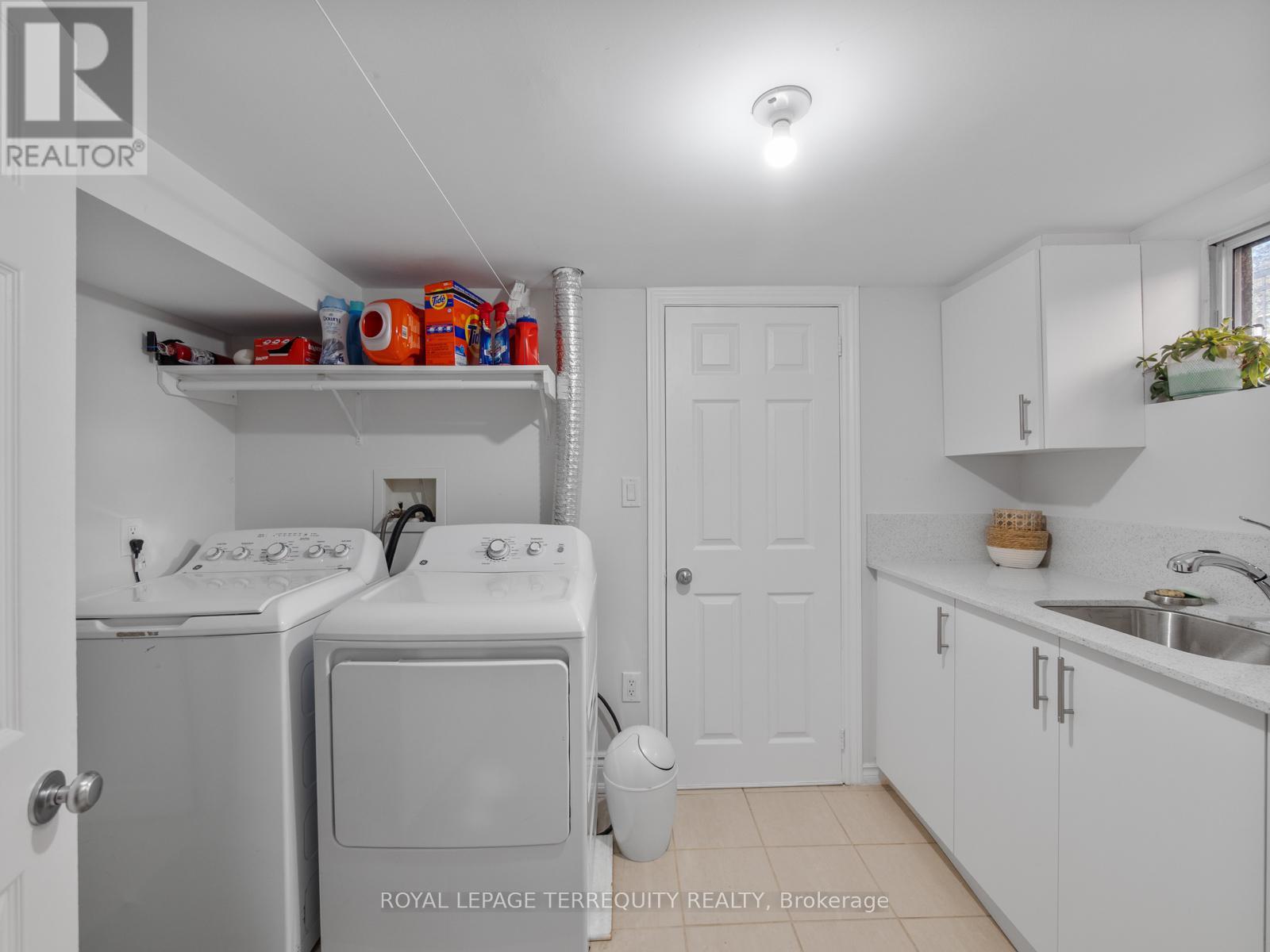 53 Glenroy Avenue, Toronto, Ontario  M8Y 2M3 - Photo 29 - W12460103