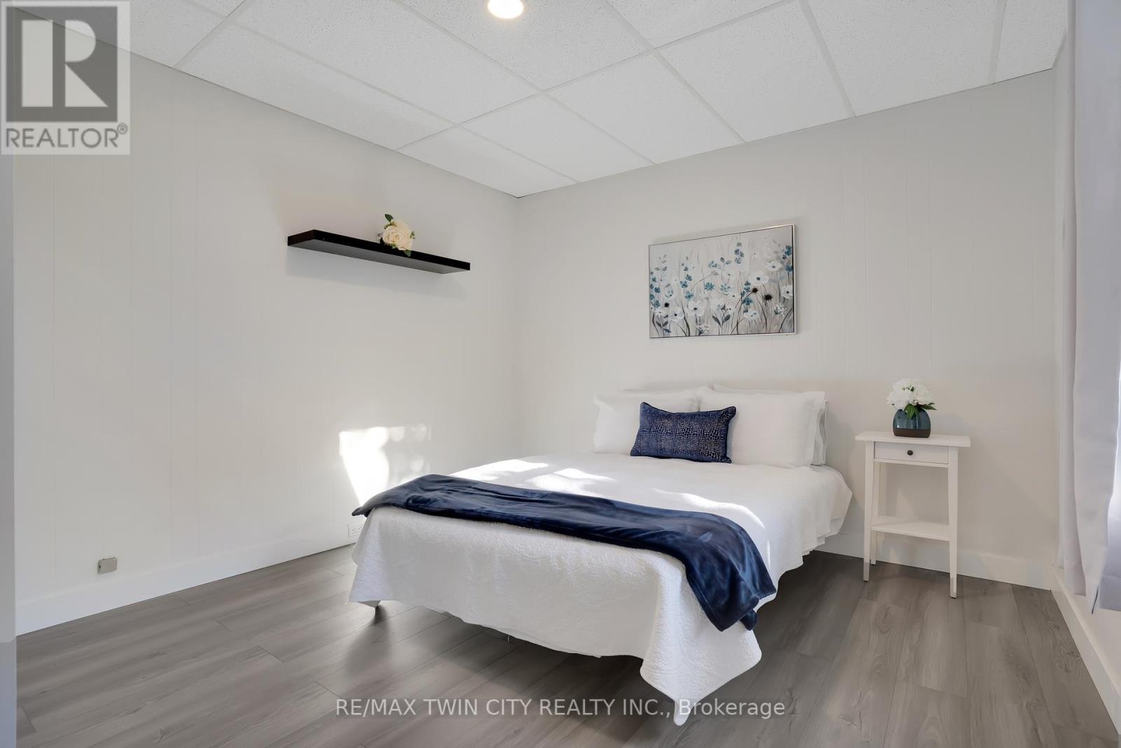 7 Frederick Street S, Halton Hills, Ontario  L7J 2B7 - Photo 21 - W12460120