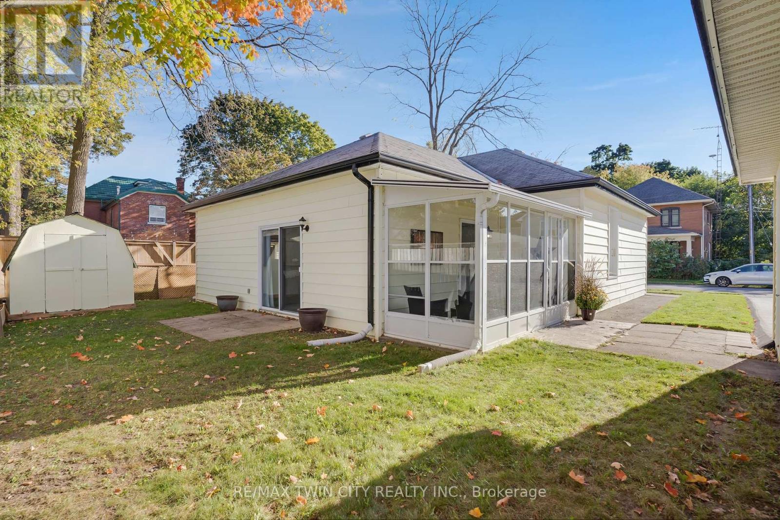 7 Frederick Street S, Halton Hills, Ontario  L7J 2B7 - Photo 36 - W12460120