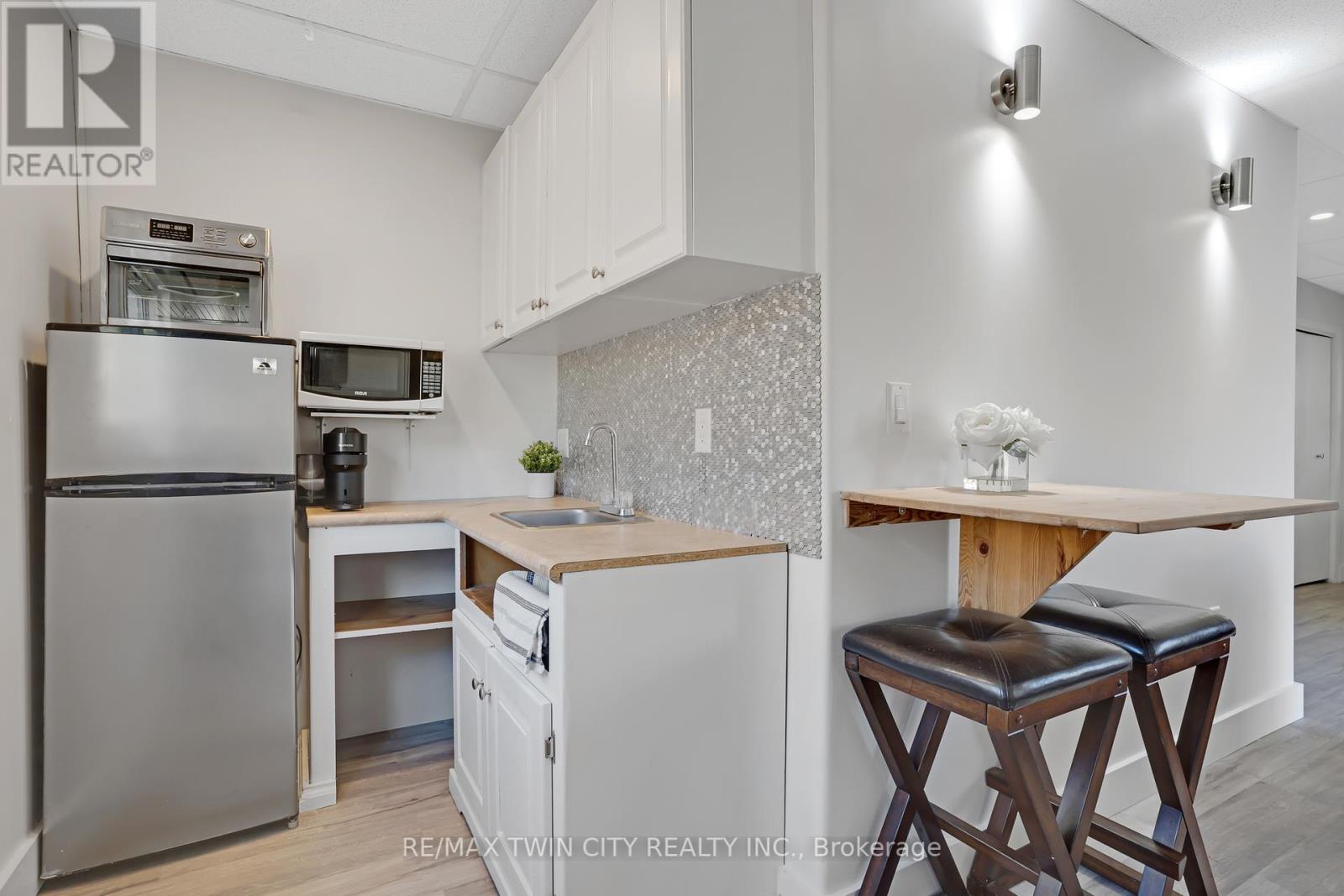 7 Frederick Street S, Halton Hills, Ontario  L7J 2B7 - Photo 36 - W12460130