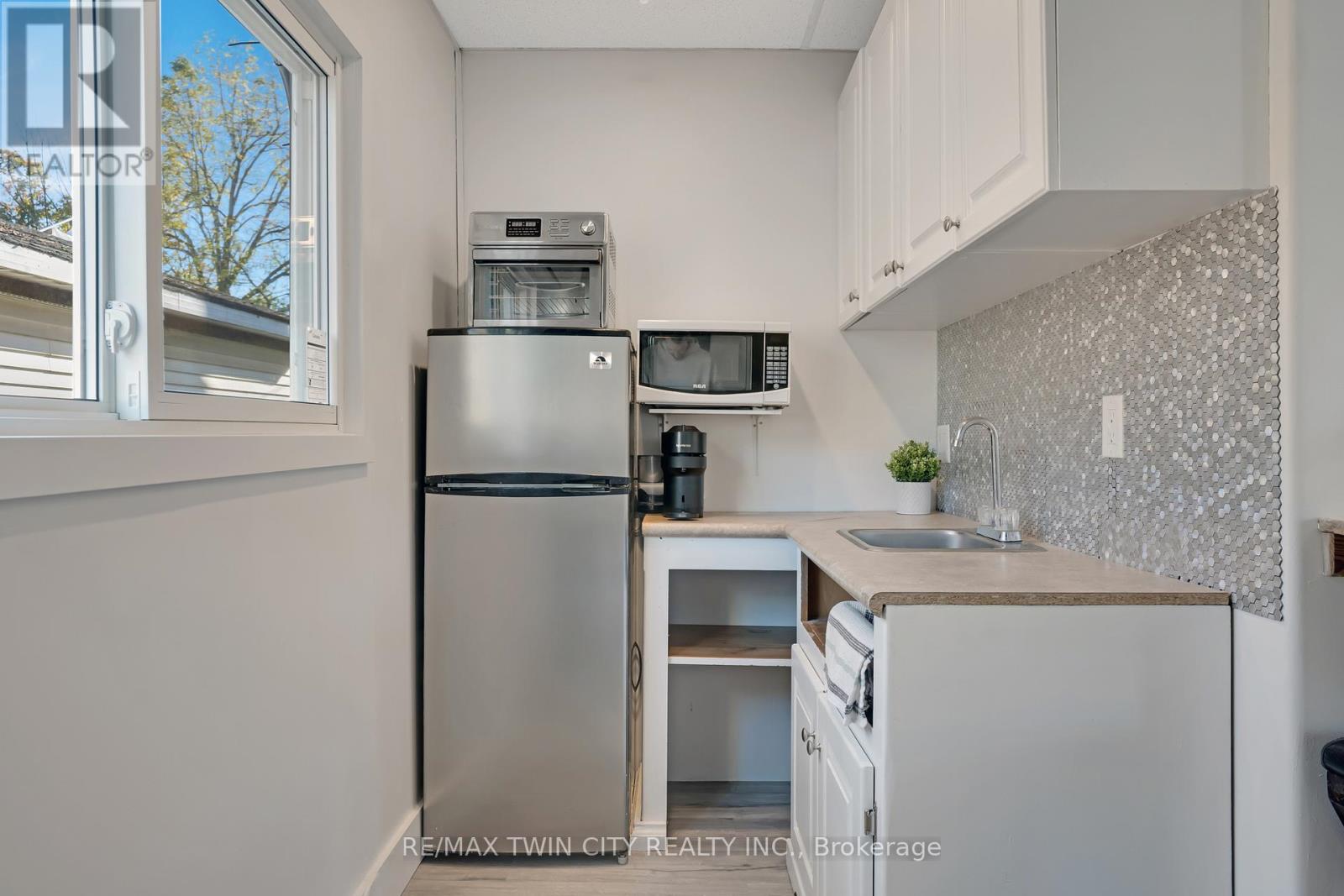 7 Frederick Street S, Halton Hills, Ontario  L7J 2B7 - Photo 37 - W12460130