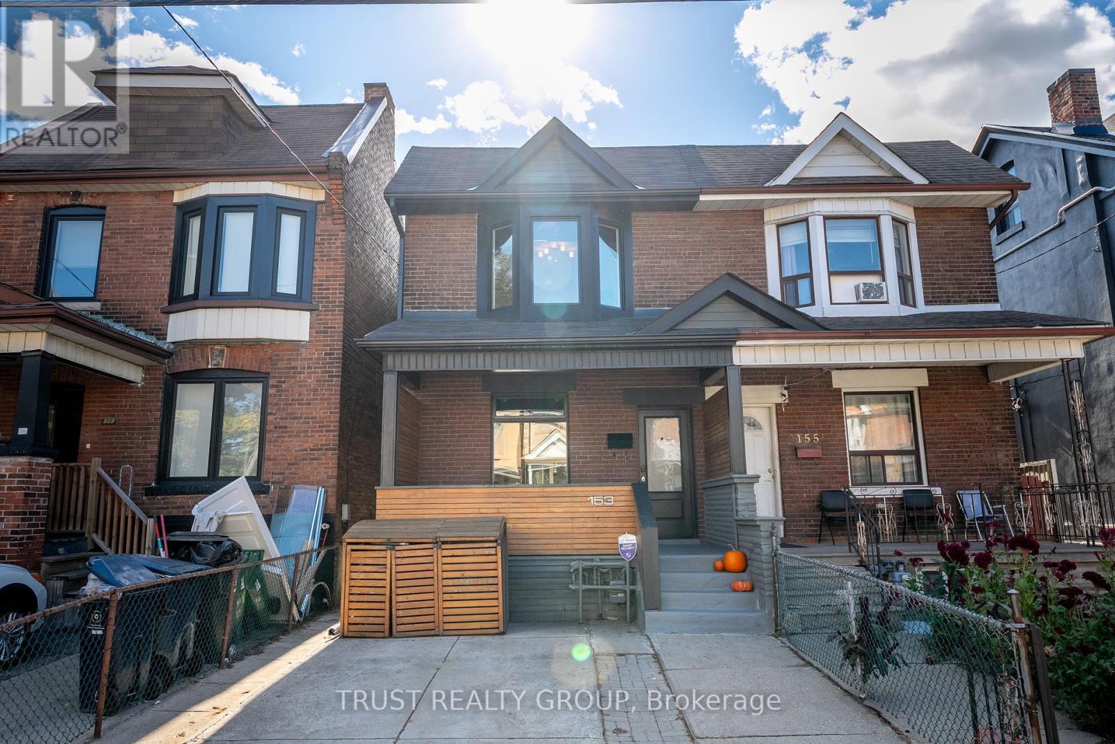 153 WALLACE AVENUE, Toronto, Ontario
