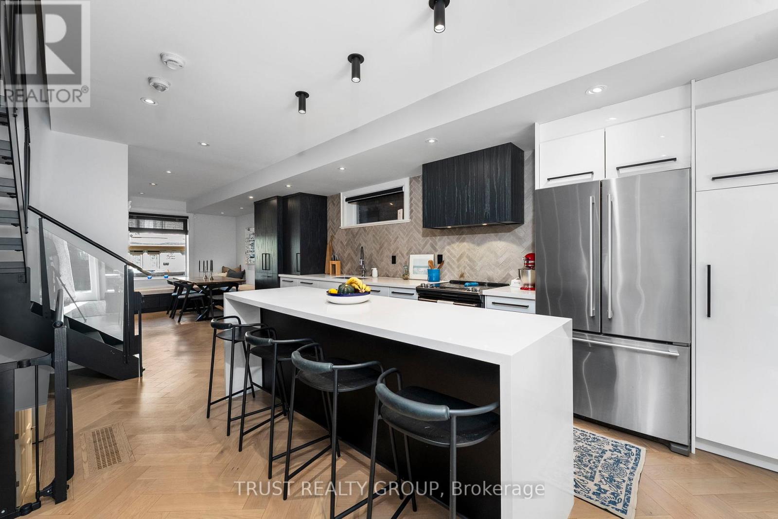 153 Wallace Avenue, Toronto, Ontario  M6H 1V1 - Photo 14 - W12460152