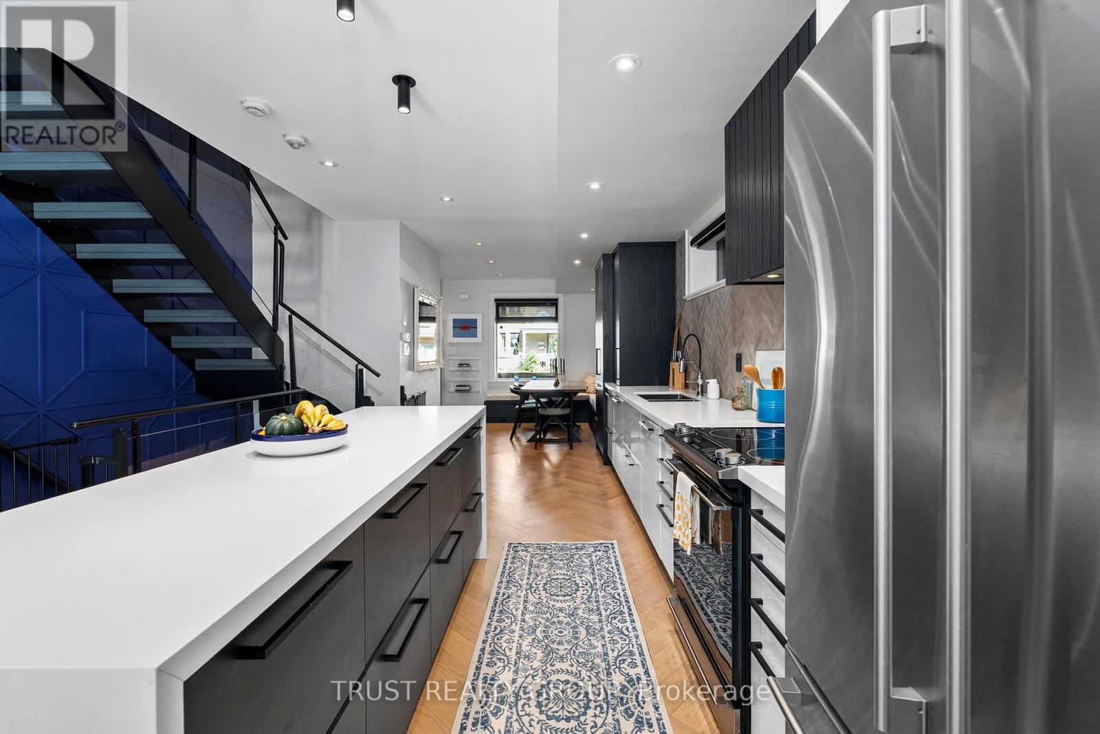 153 Wallace Avenue, Toronto, Ontario  M6H 1V1 - Photo 17 - W12460152