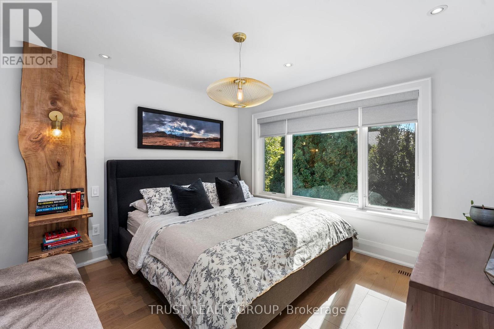 153 Wallace Avenue, Toronto, Ontario  M6H 1V1 - Photo 21 - W12460152