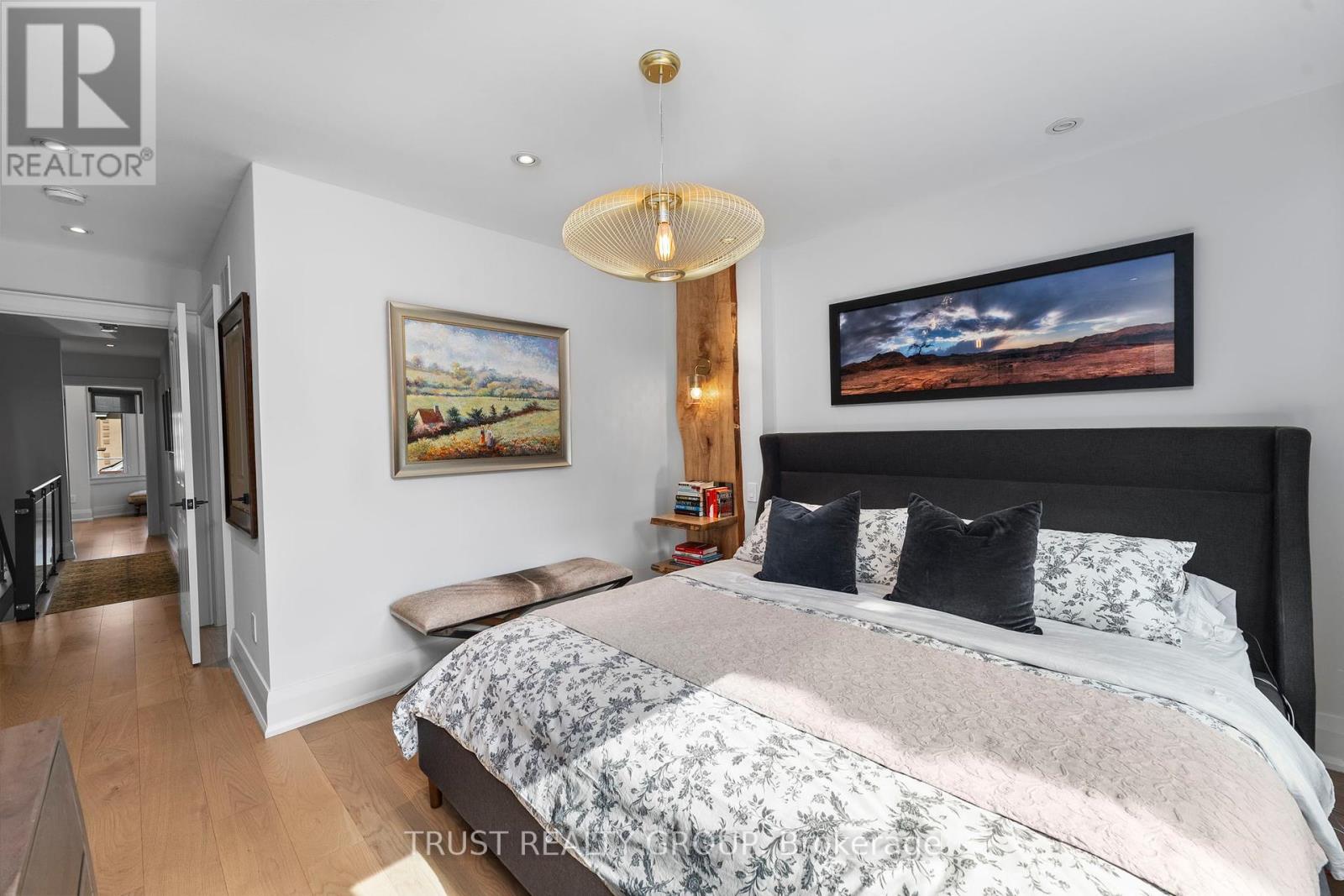 153 Wallace Avenue, Toronto, Ontario  M6H 1V1 - Photo 22 - W12460152