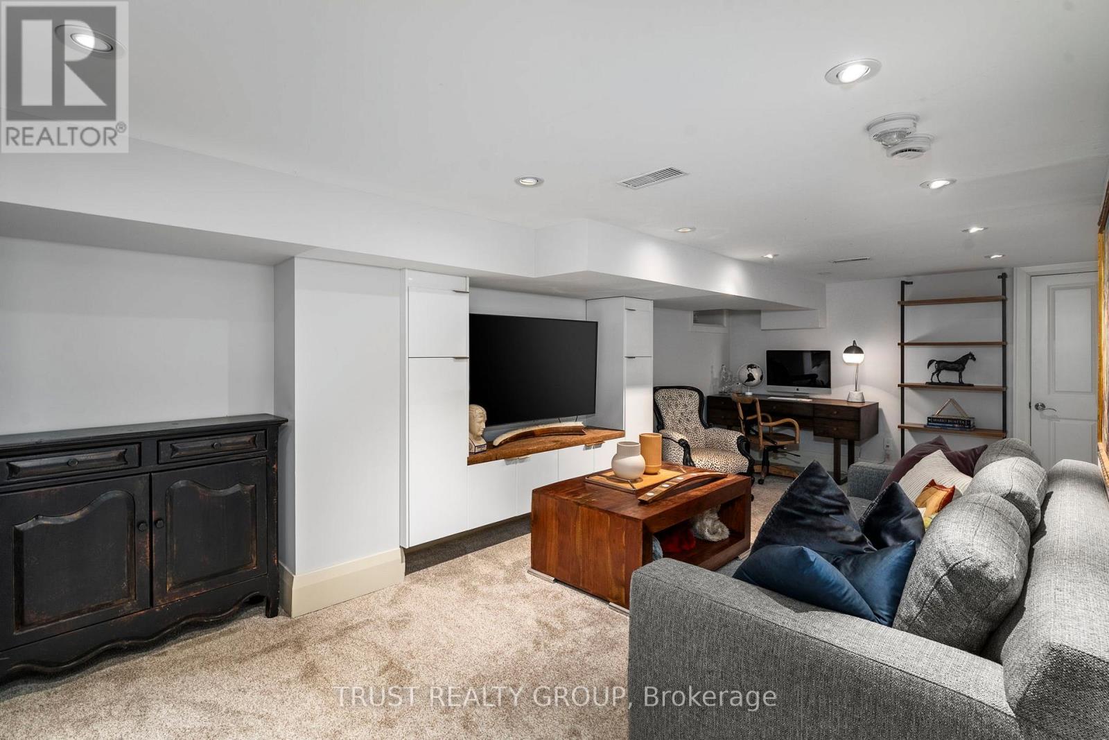 153 Wallace Avenue, Toronto, Ontario  M6H 1V1 - Photo 27 - W12460152