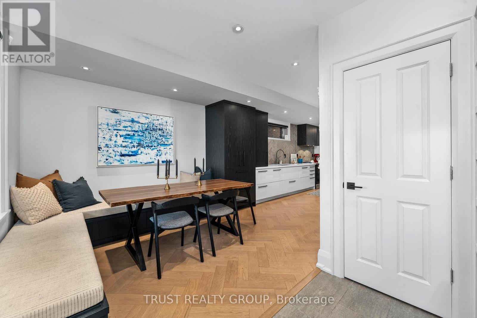 153 Wallace Avenue, Toronto, Ontario  M6H 1V1 - Photo 6 - W12460152