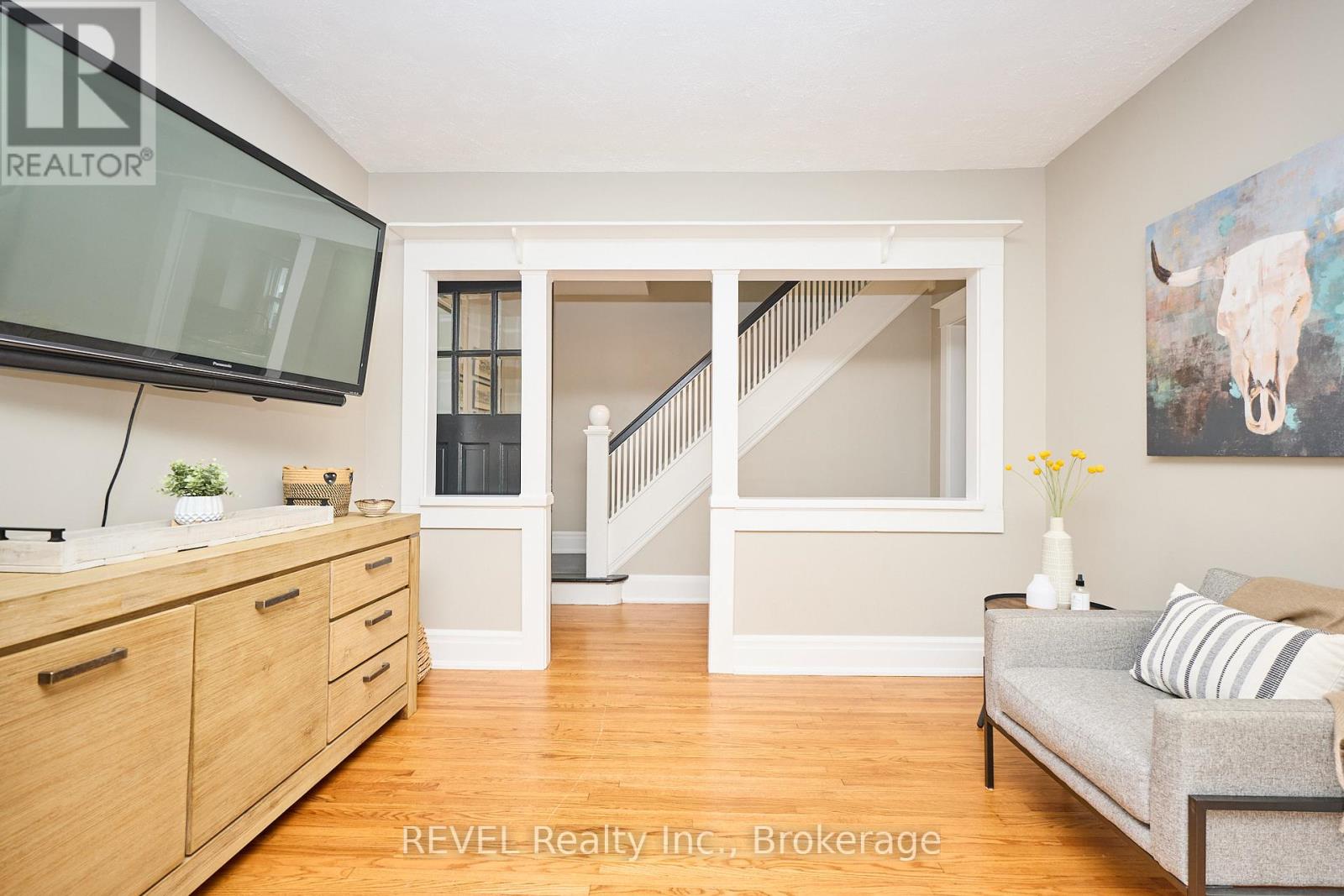 5849 Symmes Street, Niagara Falls, Ontario  L2G 2G4 - Photo 21 - X12406816