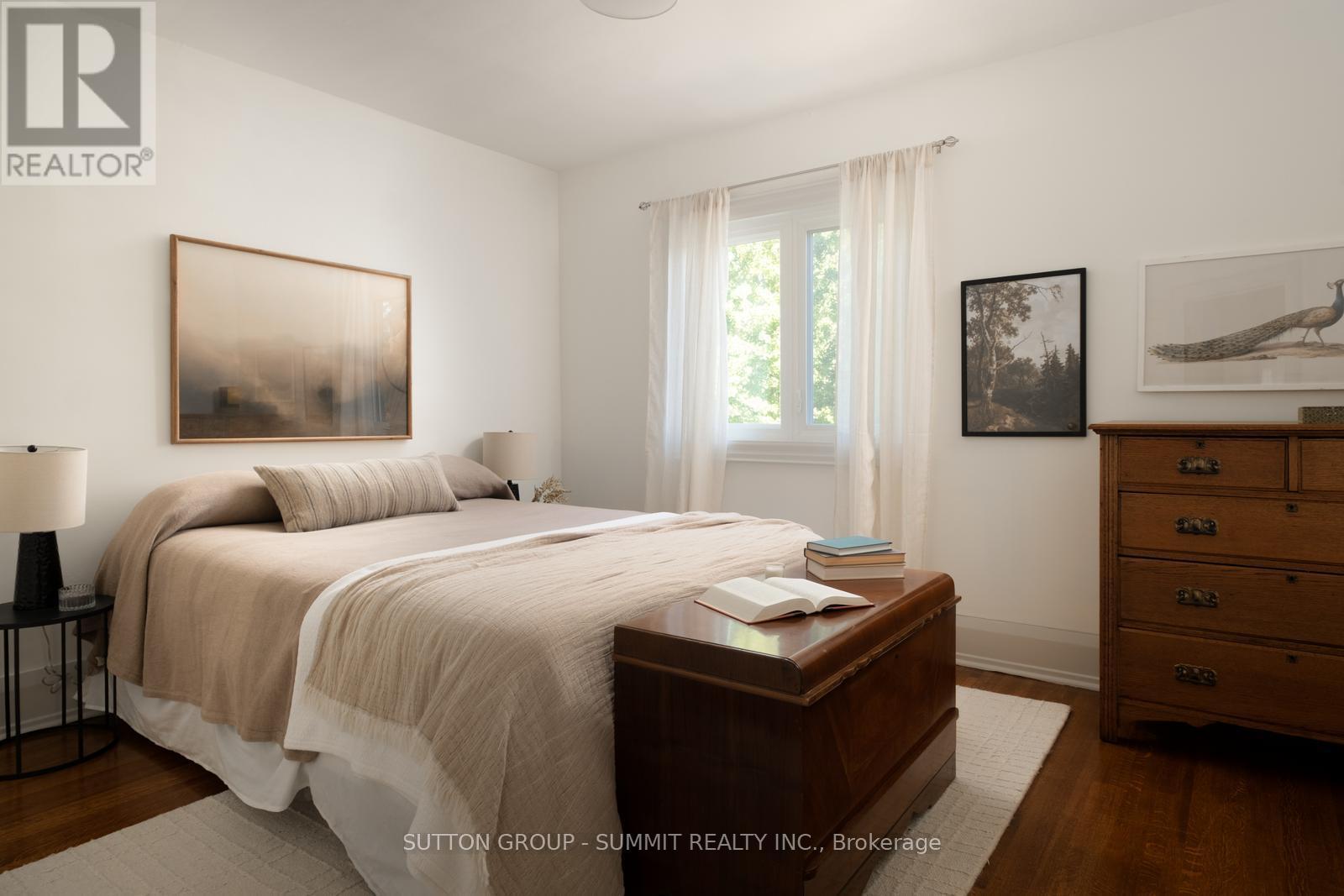 157 Humbercrest Boulevard, Toronto, Ontario  M6S 4L5 - Photo 26 - W12460164