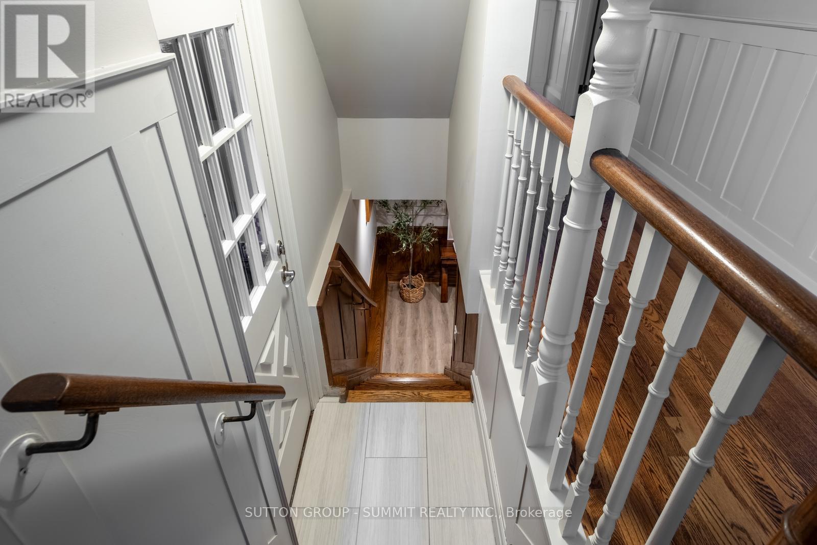 157 Humbercrest Boulevard, Toronto, Ontario  M6S 4L5 - Photo 38 - W12460164