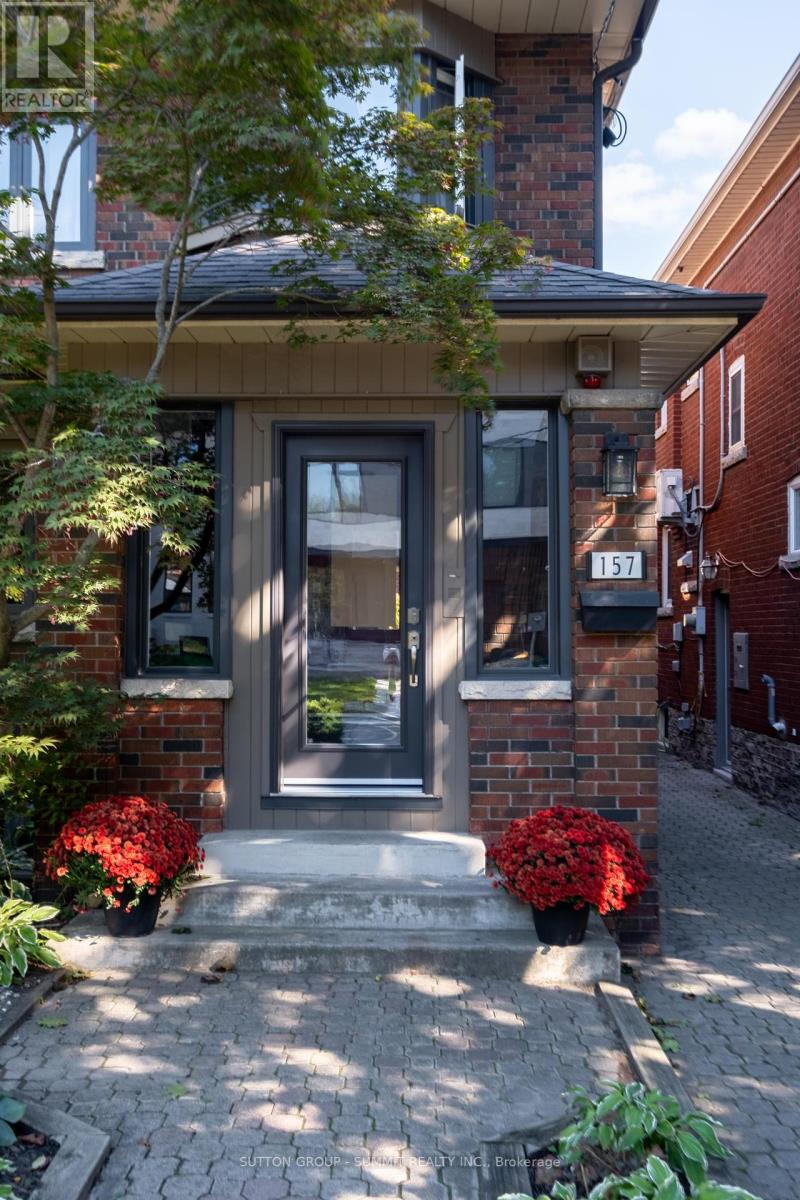 157 Humbercrest Boulevard, Toronto, Ontario  M6S 4L5 - Photo 4 - W12460164